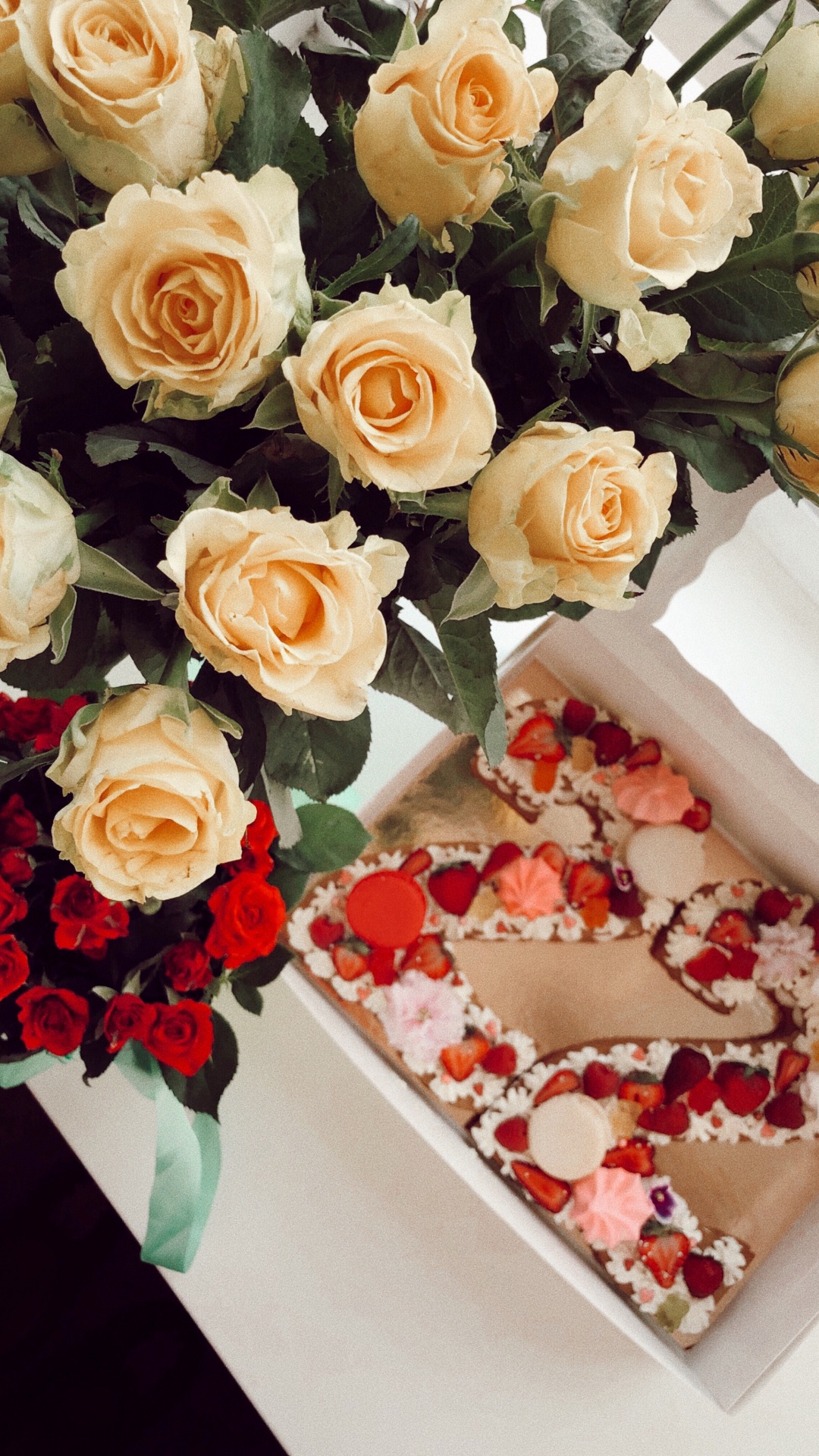 Flower Bouquet, Floral Design, Garden Roses, Cut Flowers, Artificial Flower. Wallpaper in 1080x1920 Resolution