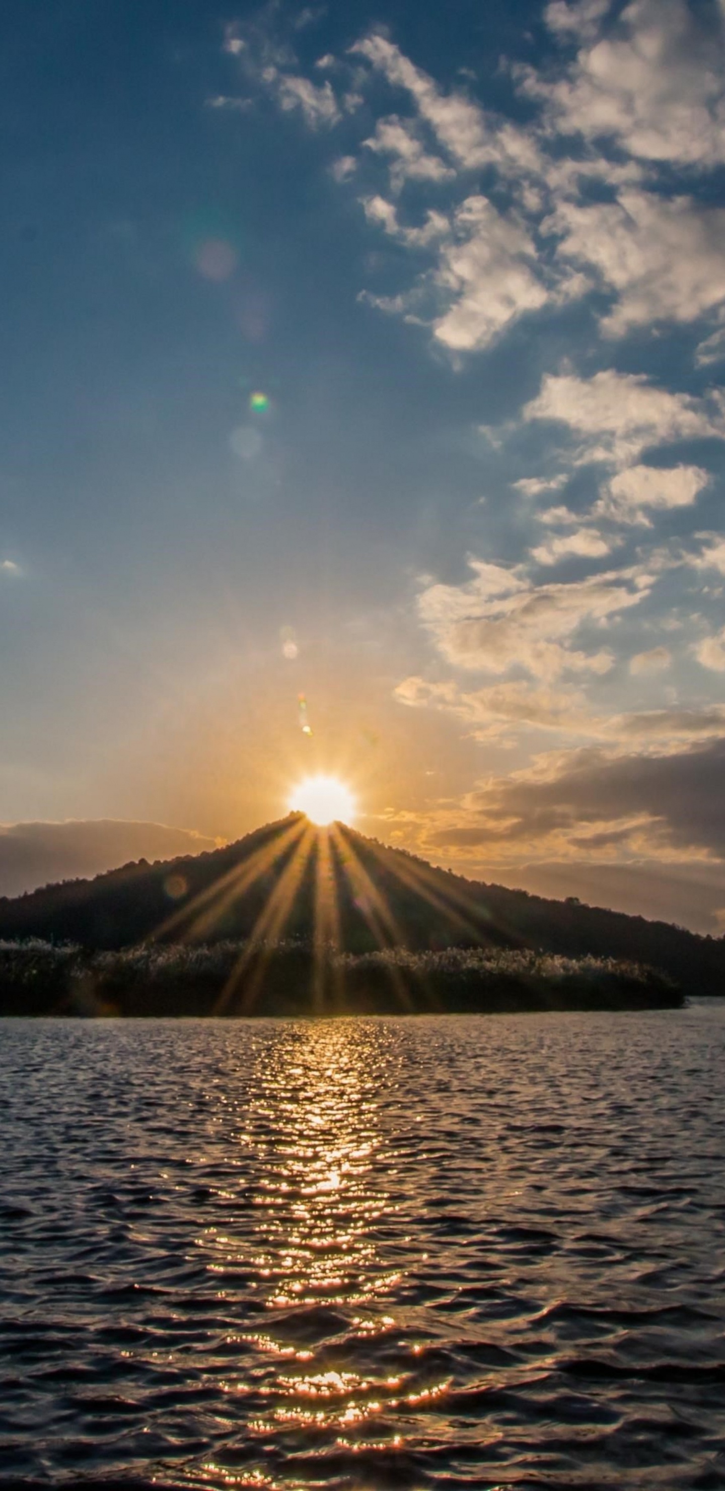 Atardecer Lago Montaña, Puesta, Montaña, Naturaleza, Lago. Wallpaper in 1440x2960 Resolution