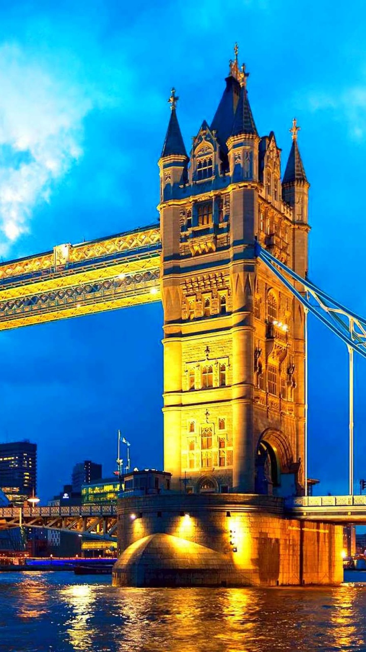 London Bridge Under Blue Sky During Night Time. Wallpaper in 720x1280 Resolution