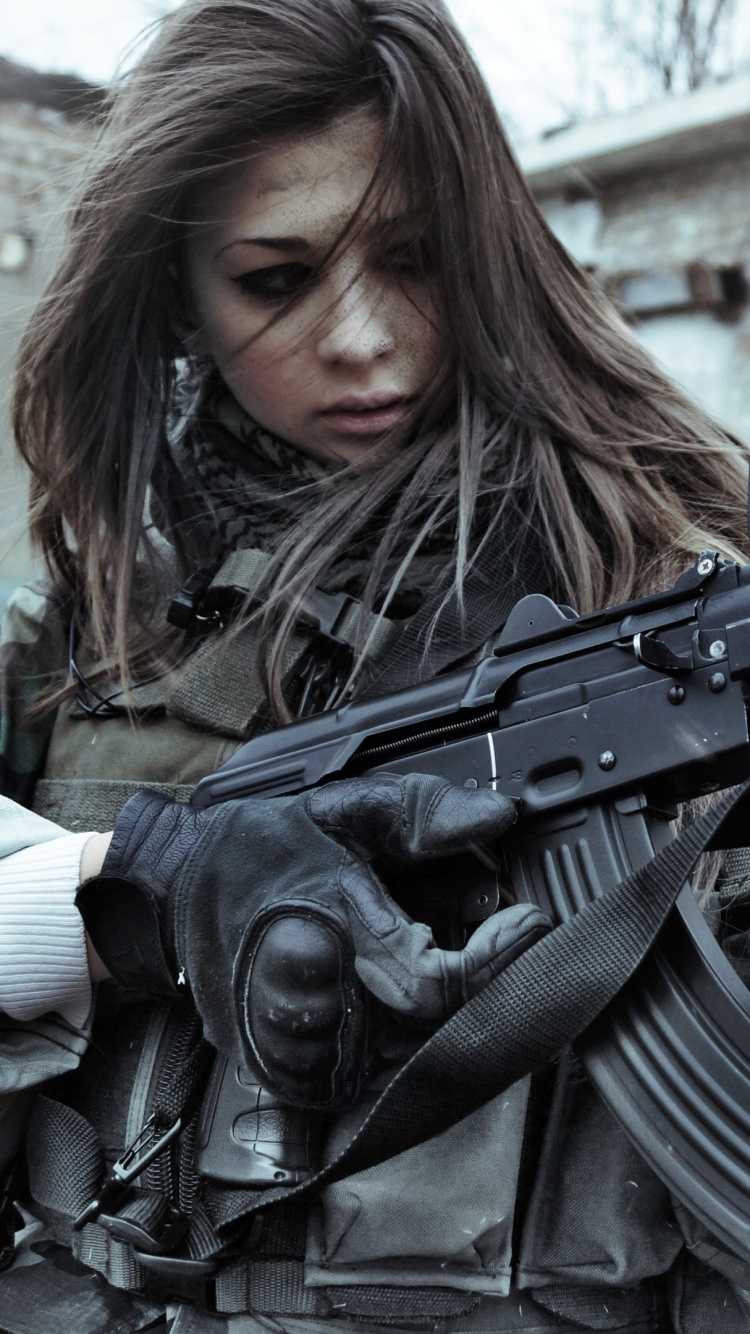 Soldado, Arma, Airsoft, Pistola de Airsoft, Ejército. Wallpaper in 750x1334 Resolution