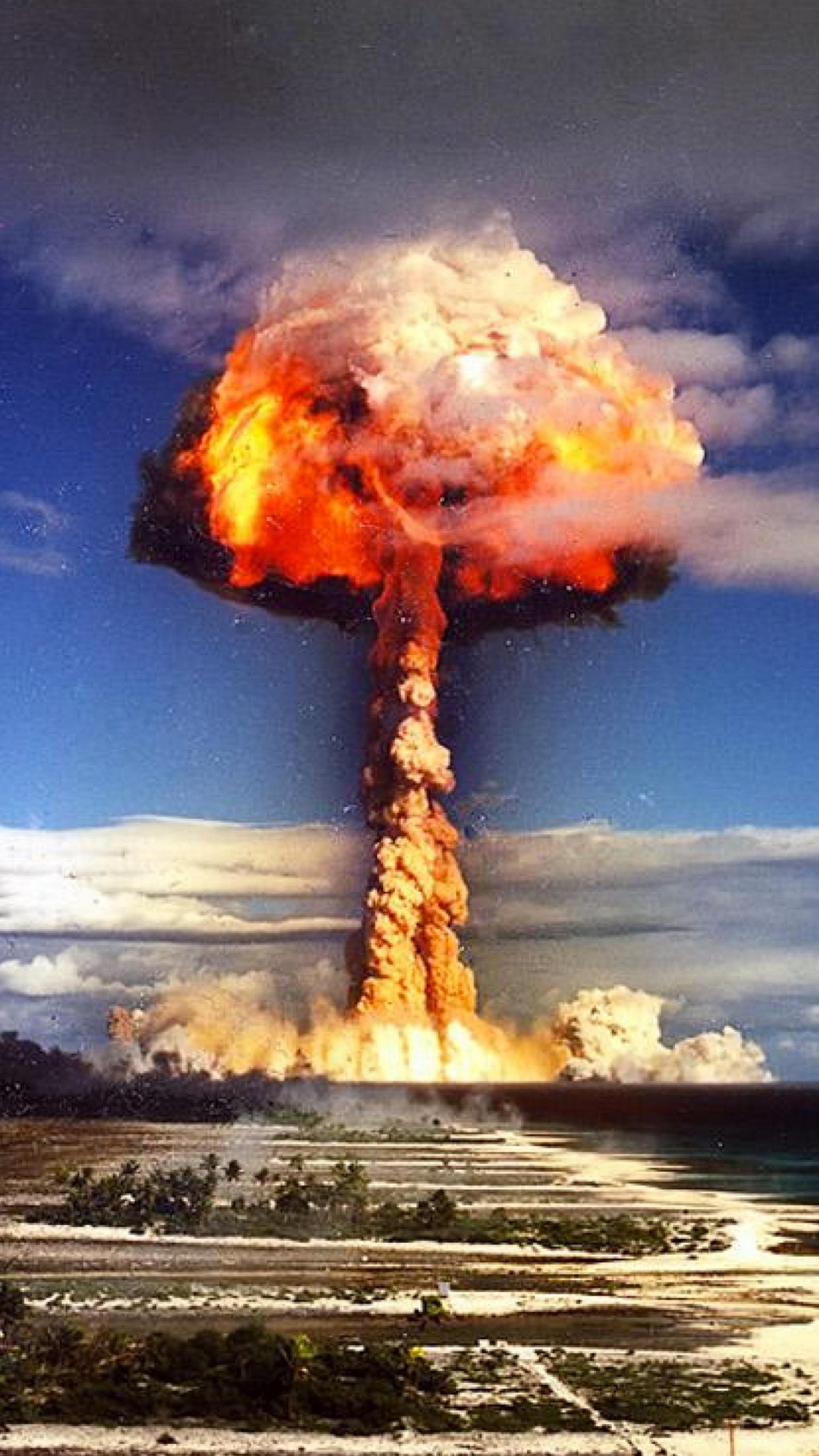 Nuclear Weapons Testing, Explosion, Nuclear Warfare, Mushroom Cloud, Heat. Wallpaper in 1080x1920 Resolution