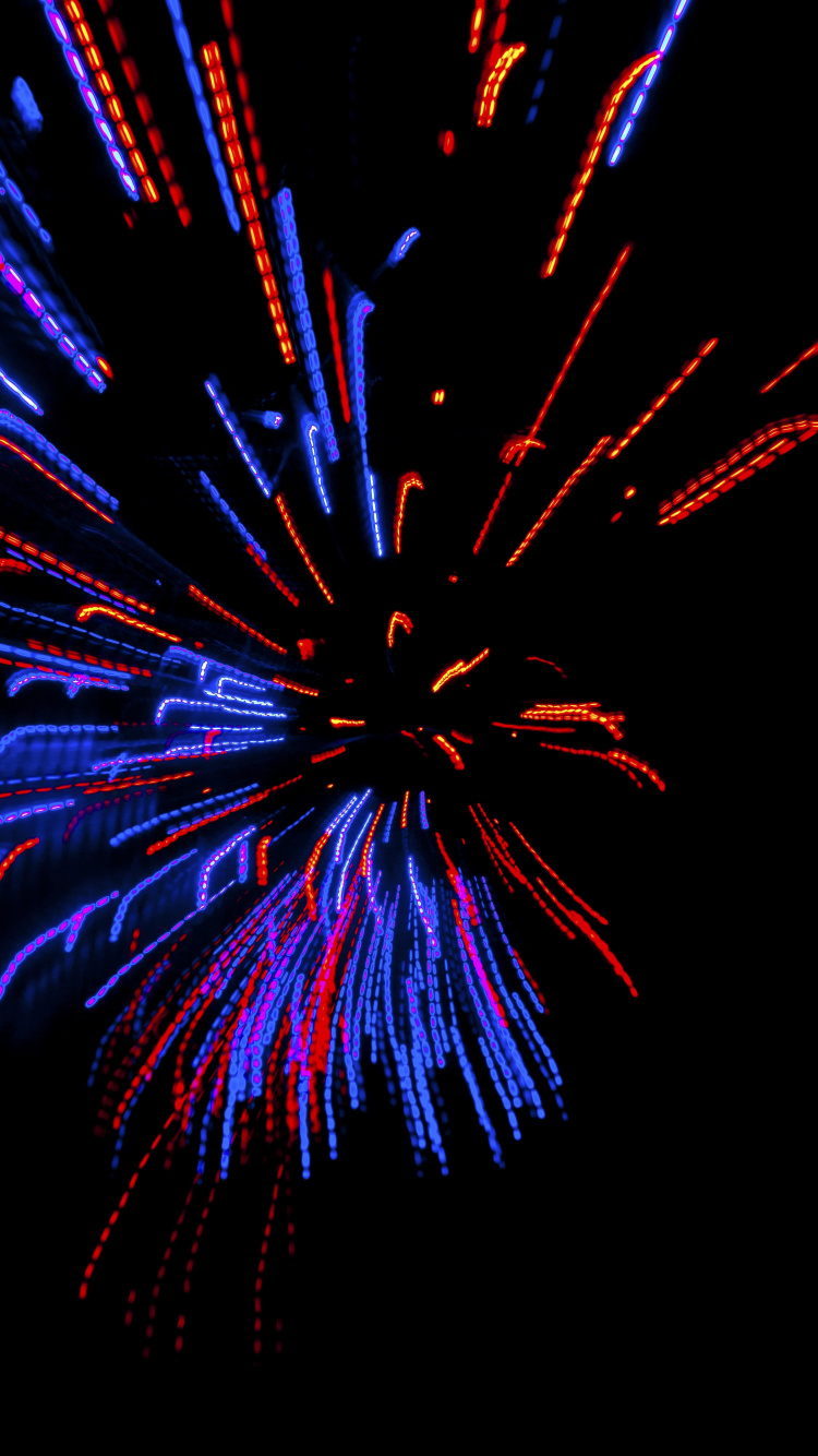 Feu D'artifice Rouge et Bleu. Wallpaper in 750x1334 Resolution