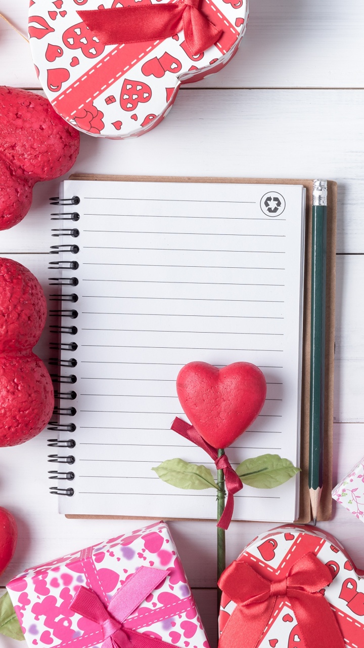 Valentines Day, Heart, Gift, Petal, Flower. Wallpaper in 720x1280 Resolution