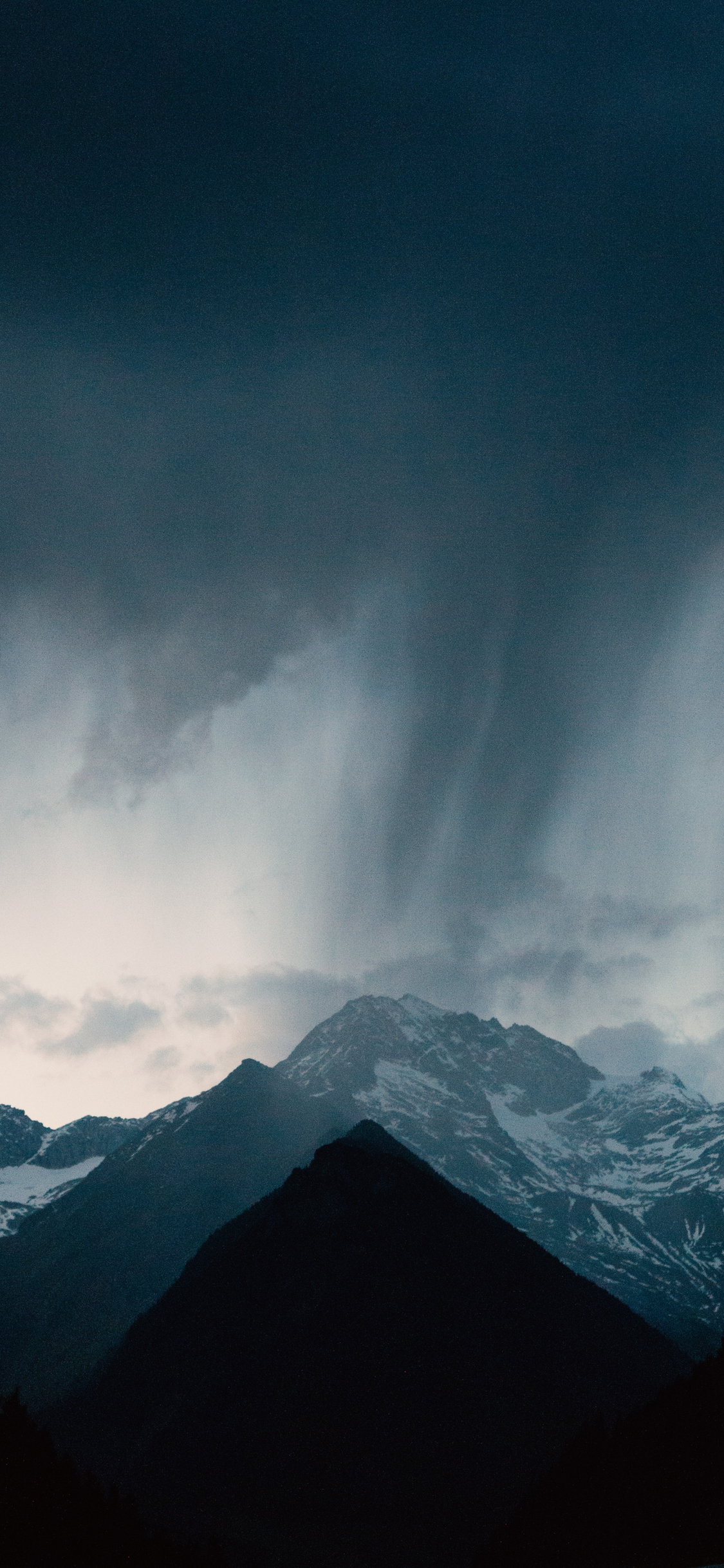 Pluie, IOS, Atmosphère, Pente, Highland. Wallpaper in 1125x2436 Resolution