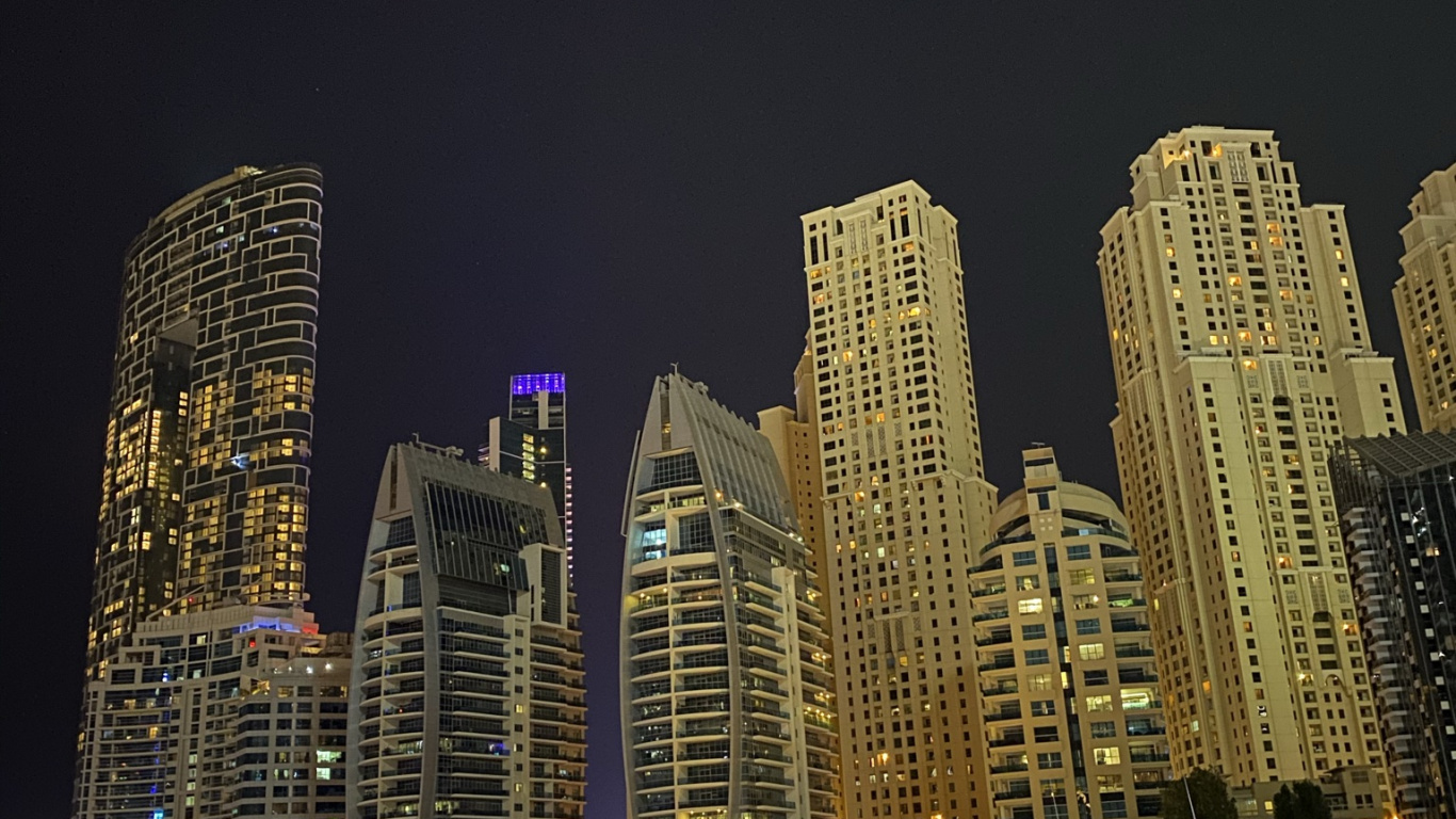 Dubai, Dubai Marina, Body of Water, Night, Winter. Wallpaper in 1366x768 Resolution