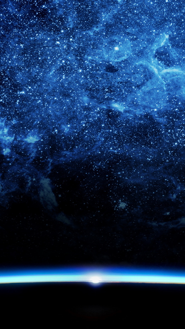 Fil Enduit Blanc Sur Textile Bleu. Wallpaper in 750x1334 Resolution