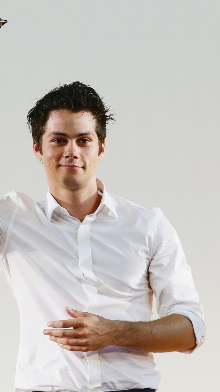 Brazo, Manga, Articulación, Cuello, Hombro. Wallpaper in 750x1334 Resolution