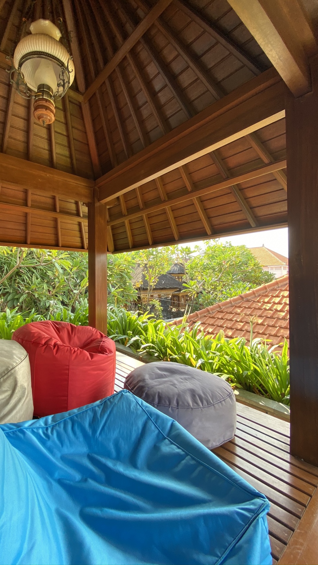 Real Estate, Roof, Wood, Ceiling, Tints and Shades. Wallpaper in 1080x1920 Resolution