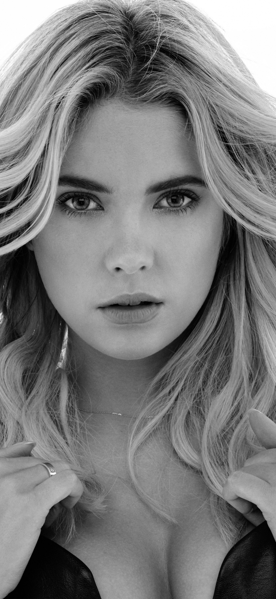 阿什莉·本森（Ashley Benson）, 肖像, 演员, 头发, 发型 壁纸 1125x2436 允许