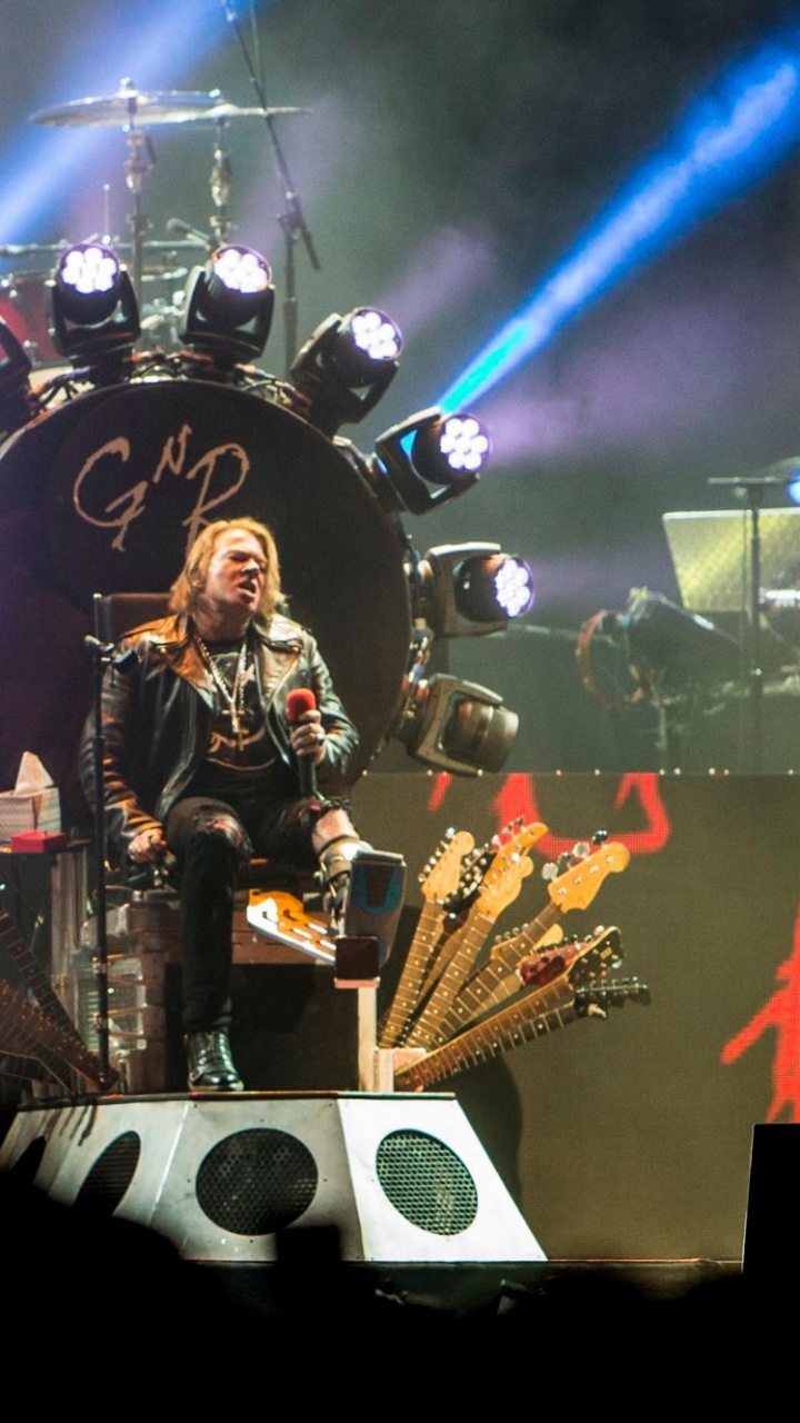 Rock Concert, Guns N Roses, Guitar, Musician, Musical Ensemble. Wallpaper in 720x1280 Resolution