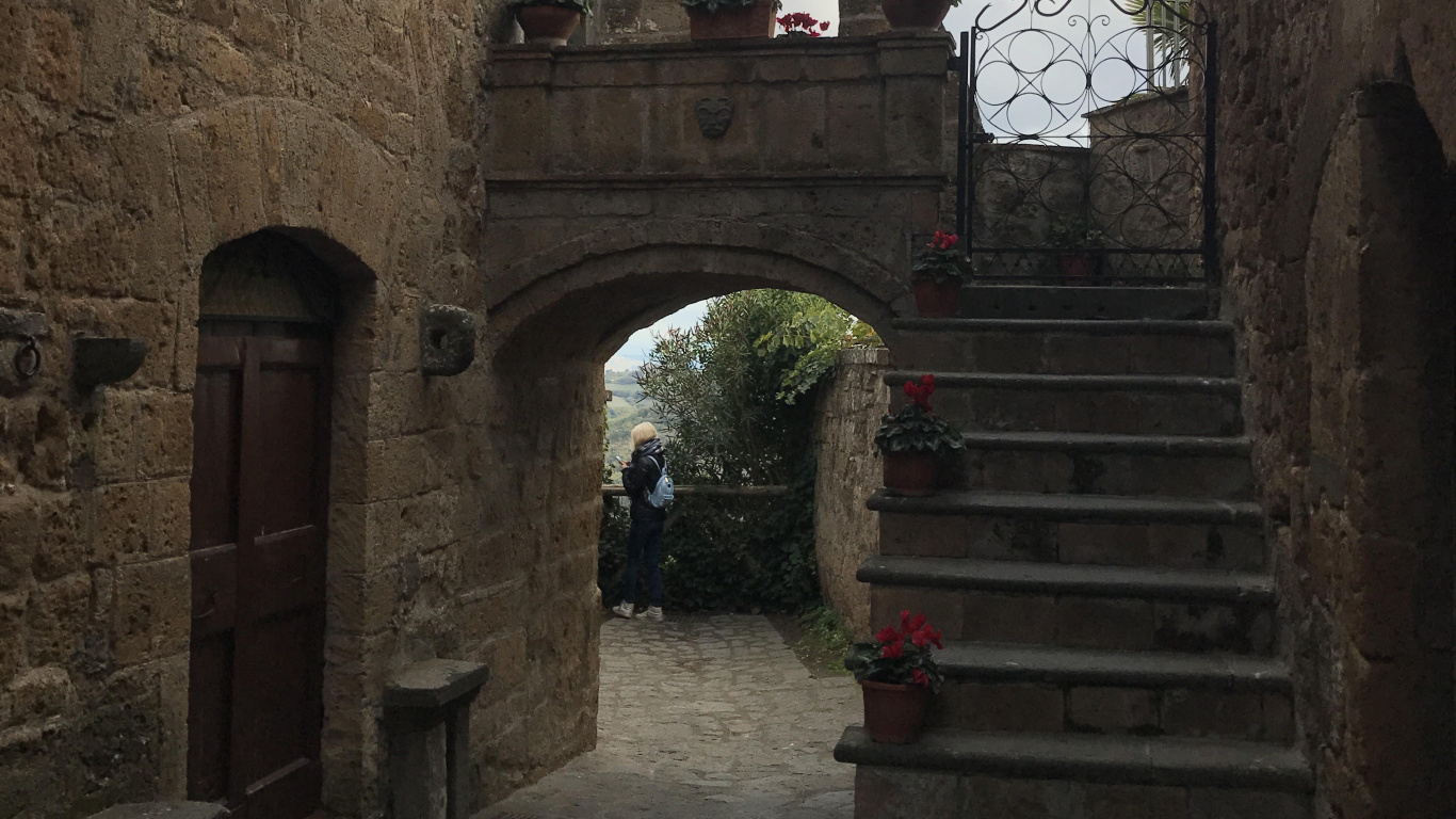 People Walking on Concrete Stairs During Daytime. Wallpaper in 1366x768 Resolution
