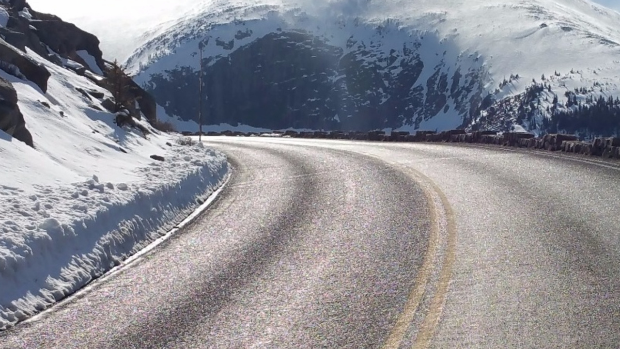 Berg Mit Einer Straße, Natur, Road, Zug, Reise. Wallpaper in 1280x720 Resolution