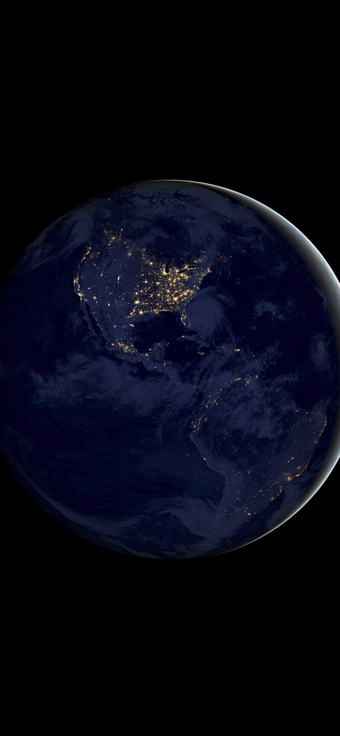 Ipad, Apple, IOS 11, Apples, Earth. Wallpaper in 1125x2436 Resolution