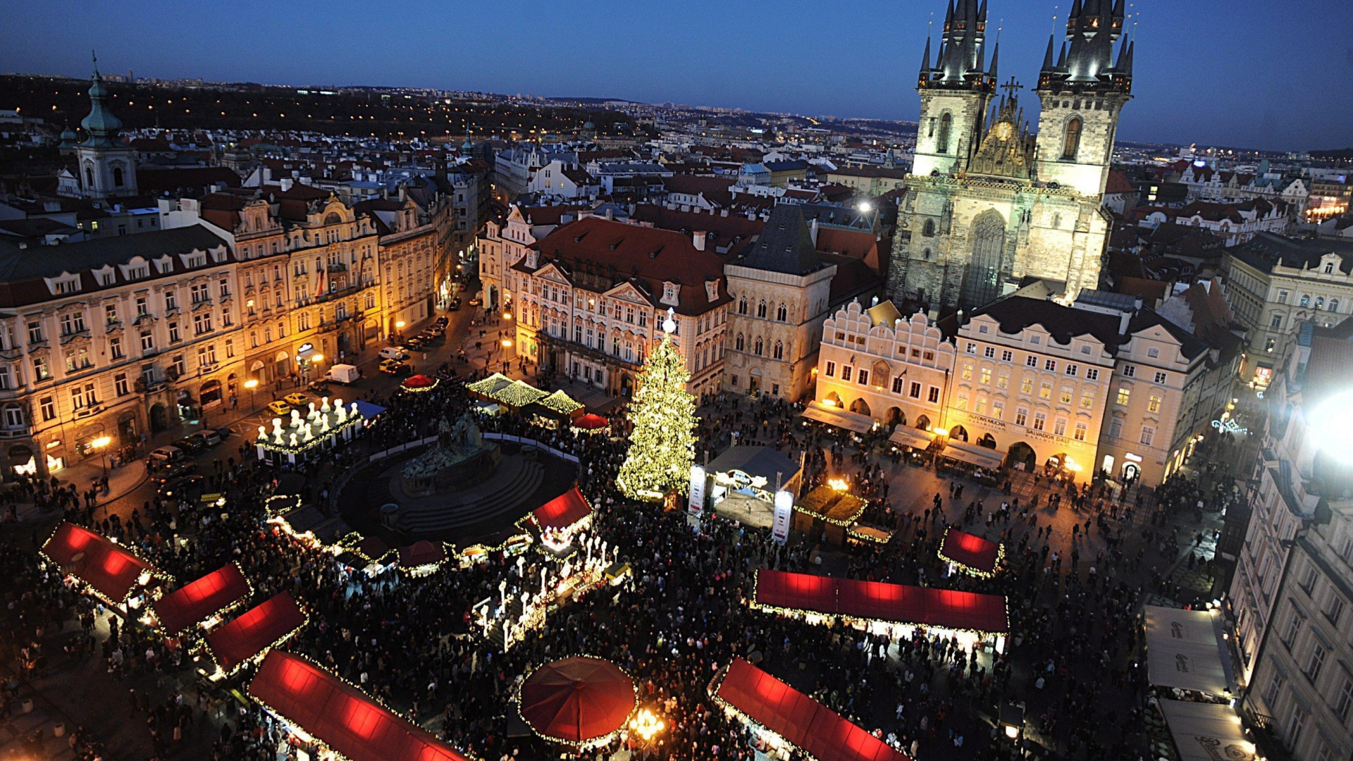 Edificio de Hormigón Blanco y Negro Durante la Noche.. Wallpaper in 1920x1080 Resolution