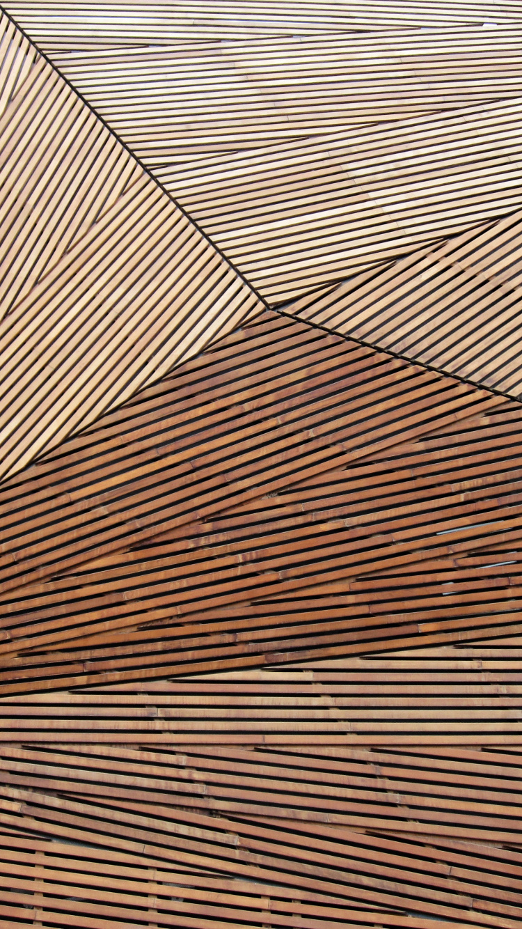 Braun-schwarz Gestreiftes Textil. Wallpaper in 750x1334 Resolution