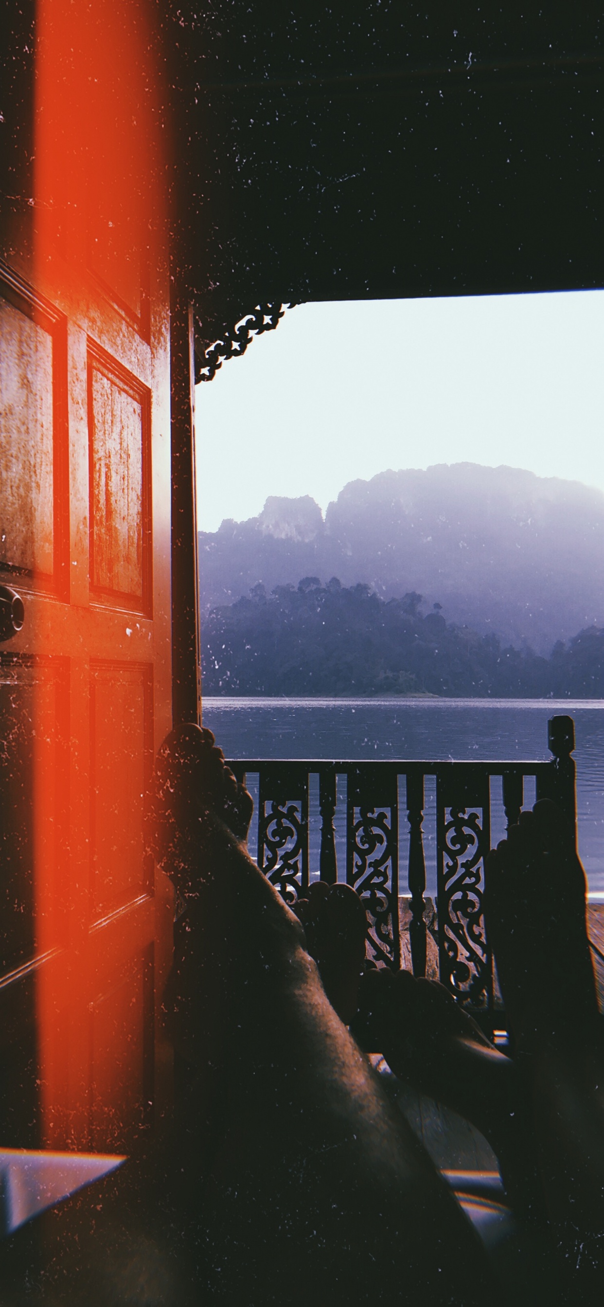 Reflexion, Wasser, Mathematik, Geometrie, Farbtöne Und Schattierungen. Wallpaper in 1242x2688 Resolution