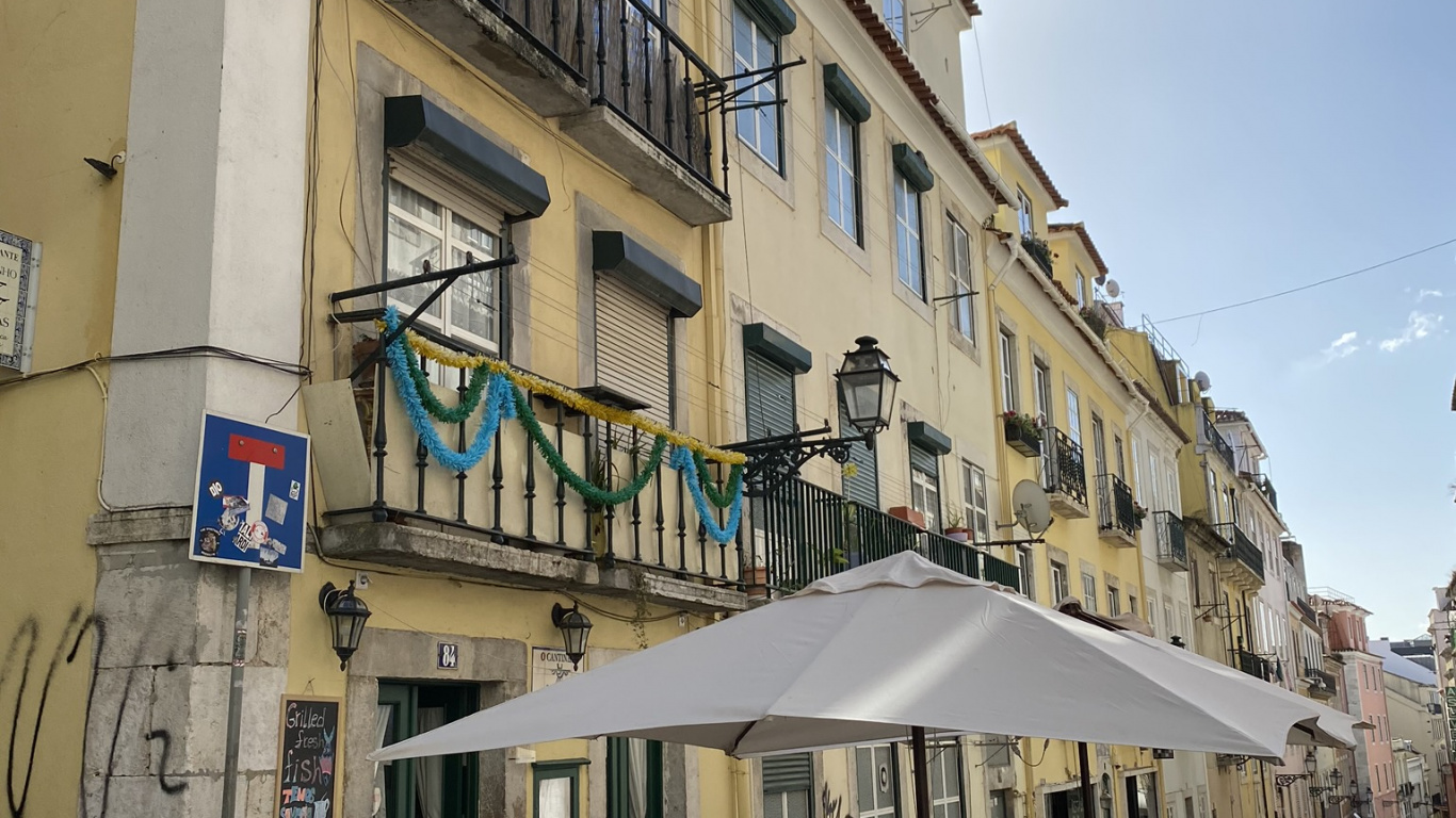 Appartement, Immobilier, Tourisme, Fenêtre, Quartier. Wallpaper in 1366x768 Resolution