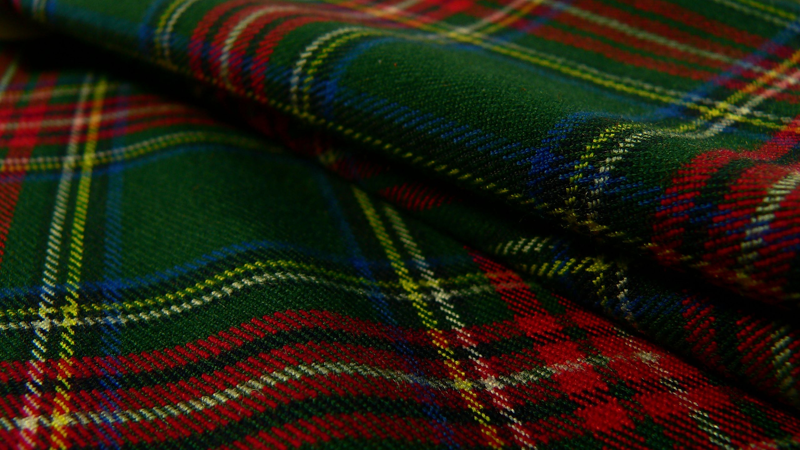 Blue Red and Yellow Plaid Textile. Wallpaper in 2560x1440 Resolution