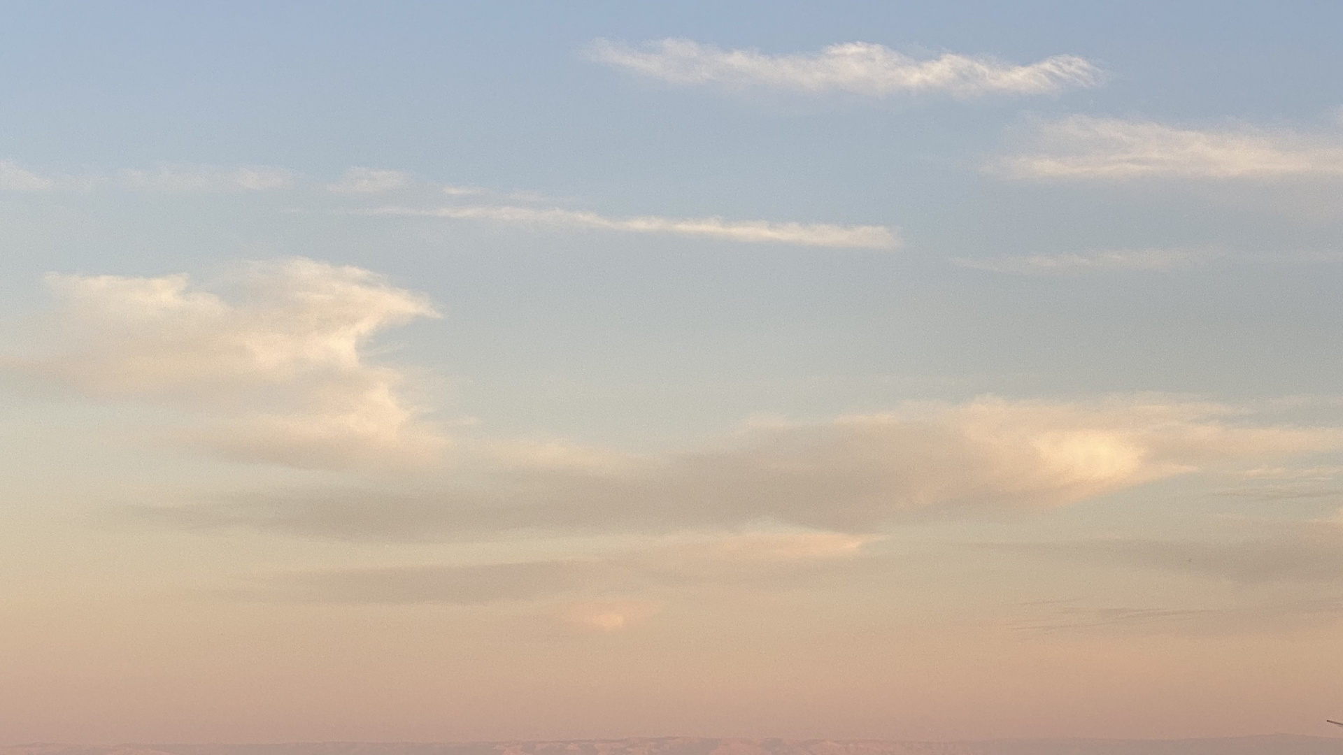 Gratte-ciel, la Journée, Quartier, Quartier Résidentiel, Toit. Wallpaper in 1920x1080 Resolution