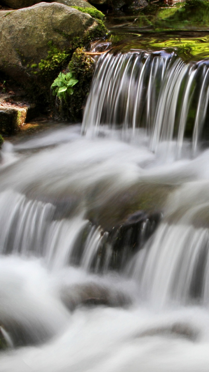 Fotografía de Lapso de Tiempo de Cascadas de Agua.. Wallpaper in 720x1280 Resolution
