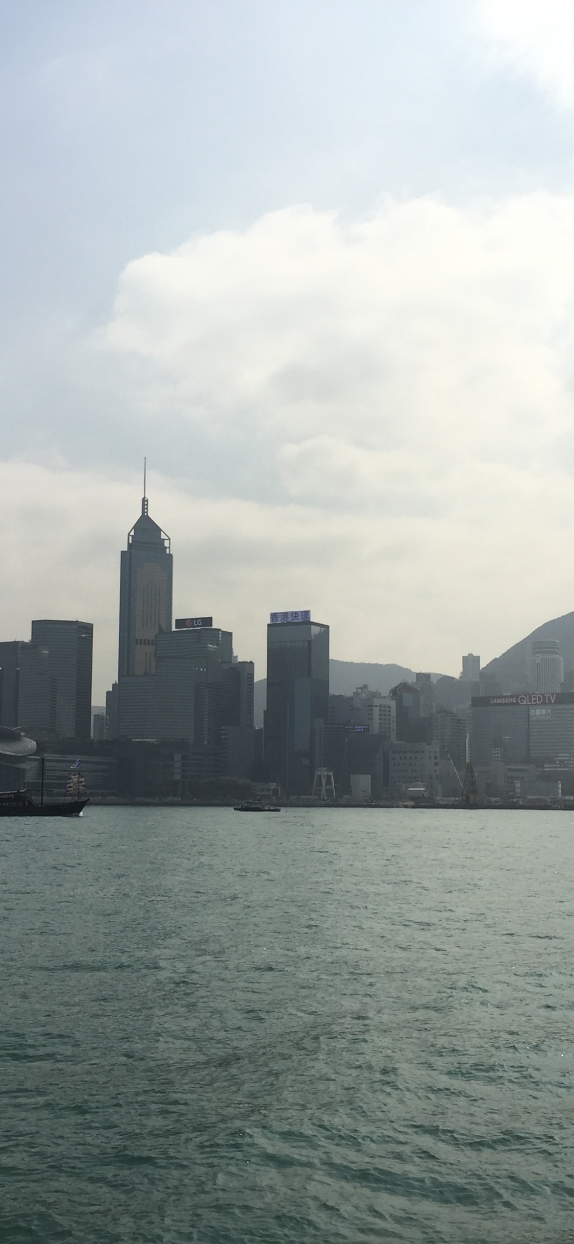 天际线, 渡轮, 城市, 水资源, 塔块 壁纸 1125x2436 允许