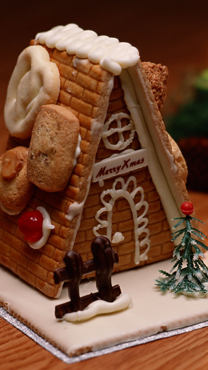 Christmas Day, Christmas Tree, Christmas Decoration, Gingerbread House, Gingerbread. Wallpaper in 720x1280 Resolution