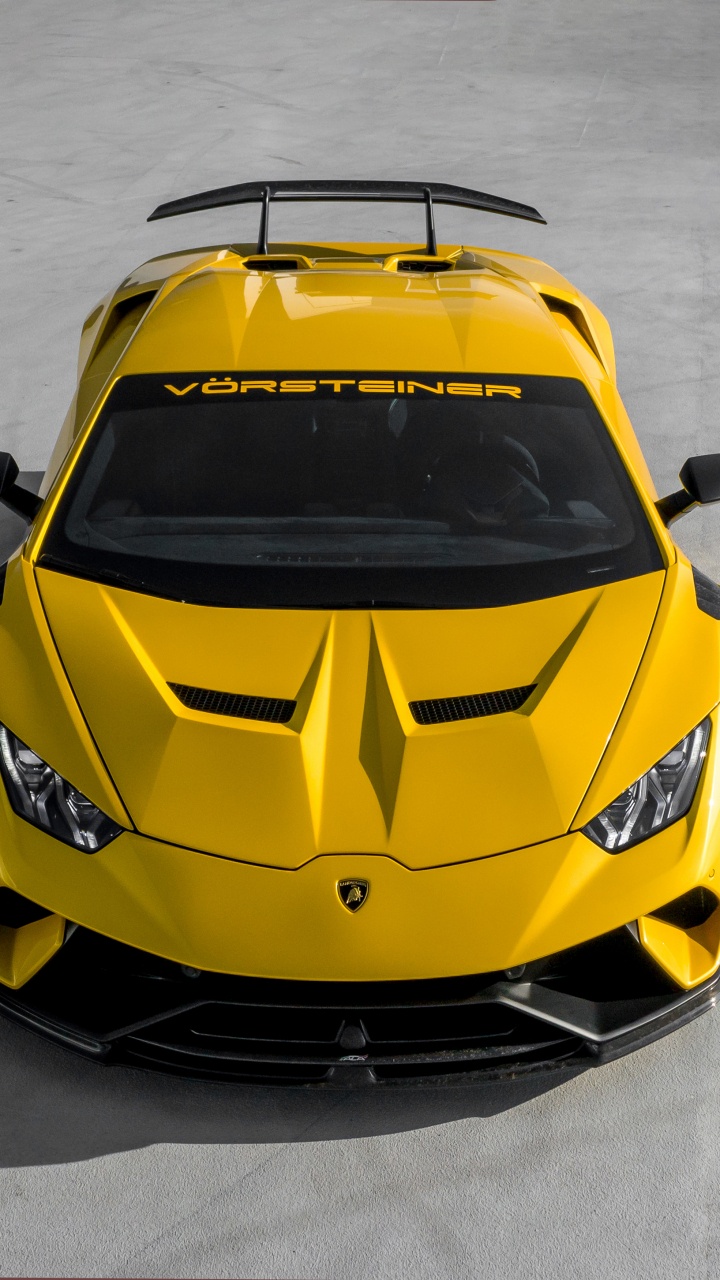 Yellow and Black Lamborghini Aventador. Wallpaper in 720x1280 Resolution