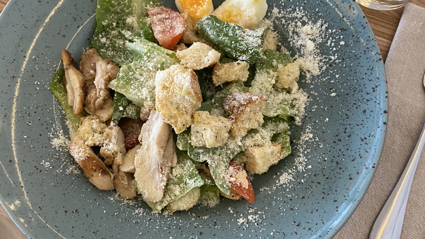 Ensalada César, Fattoush, Cocina Italiana, Hoja Vegetal, Alimento. Wallpaper in 1366x768 Resolution