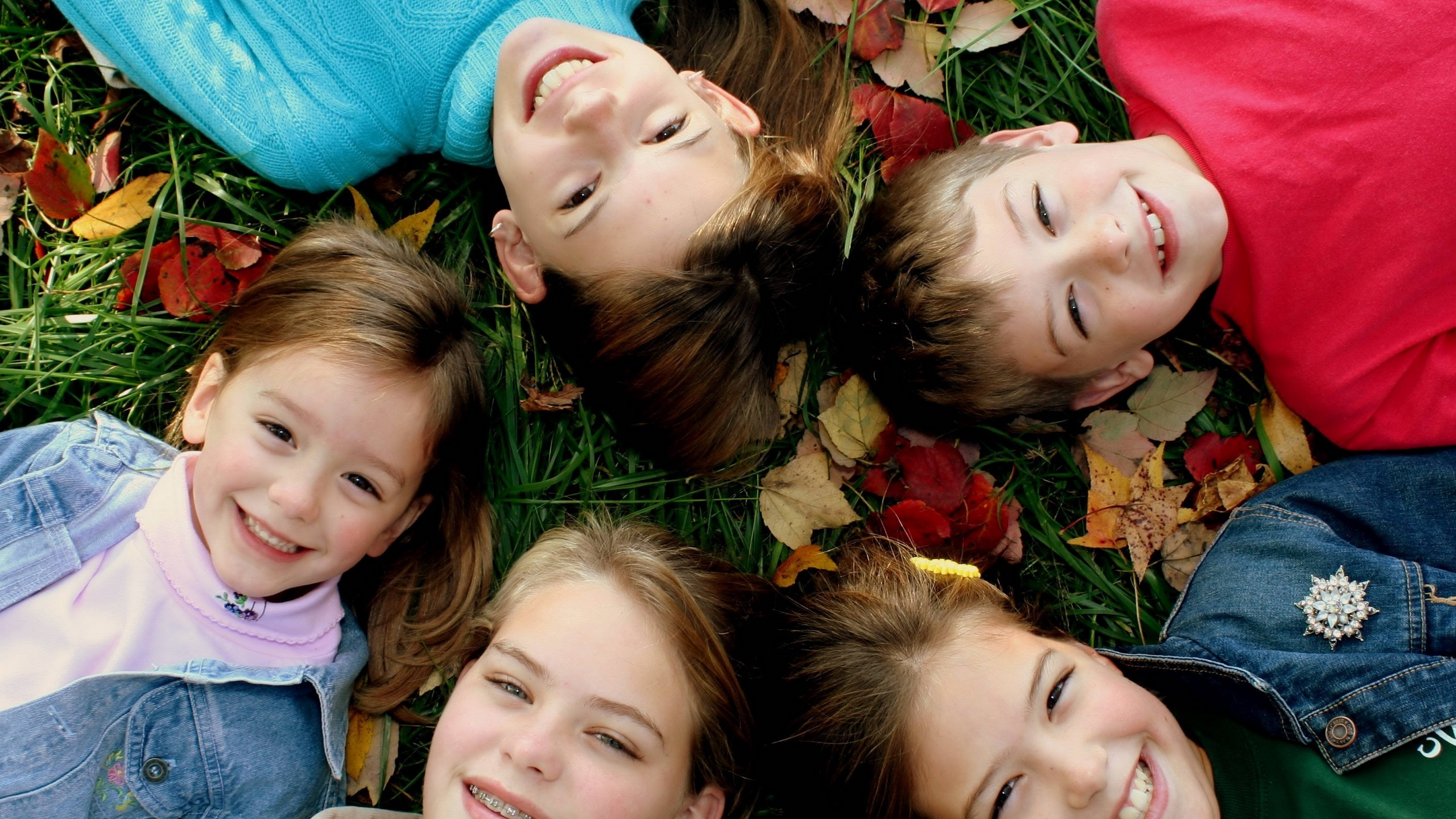 People, Child, Fun, Friendship, Family. Wallpaper in 3840x2160 Resolution