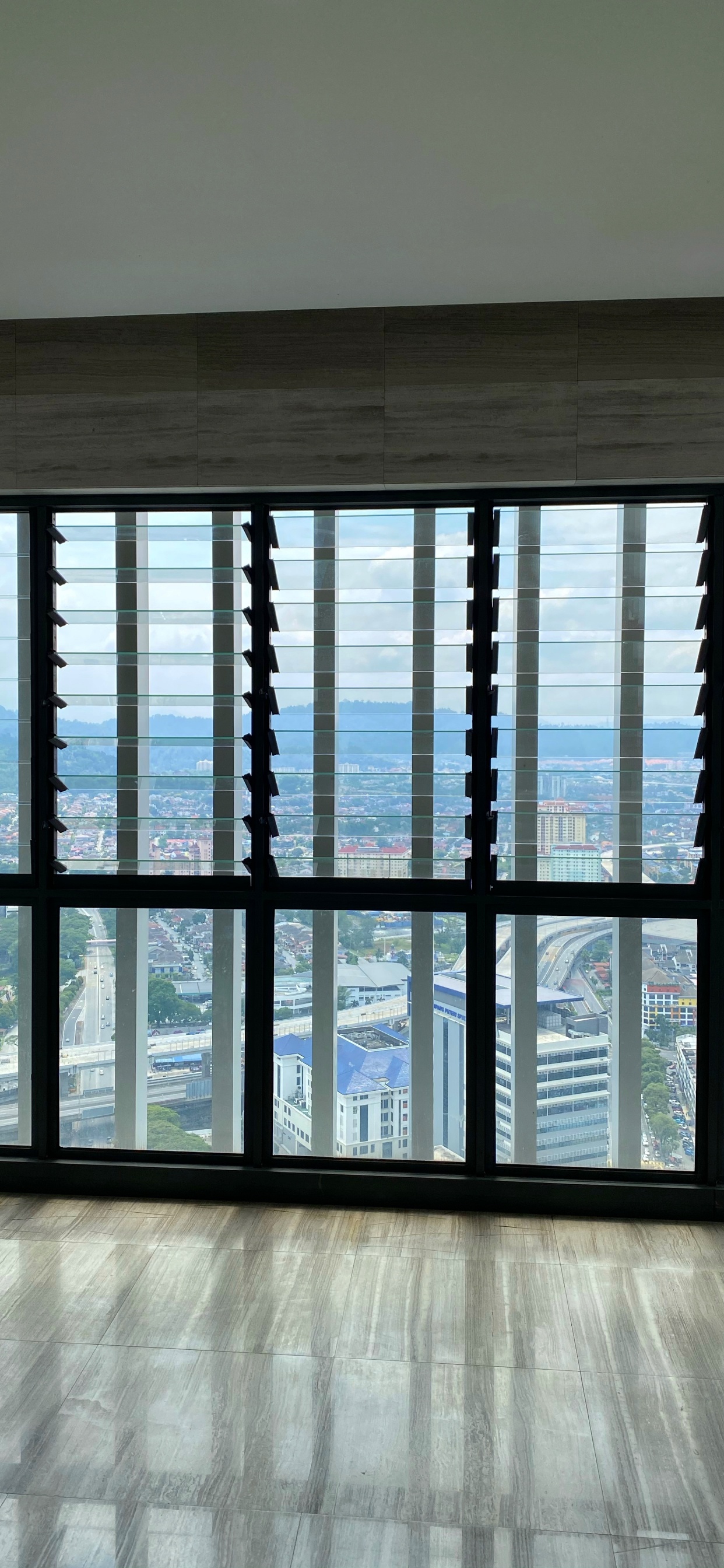 Solatube, Fenster, Fenster Behandlung, Window Covering, Immobilie. Wallpaper in 1242x2688 Resolution