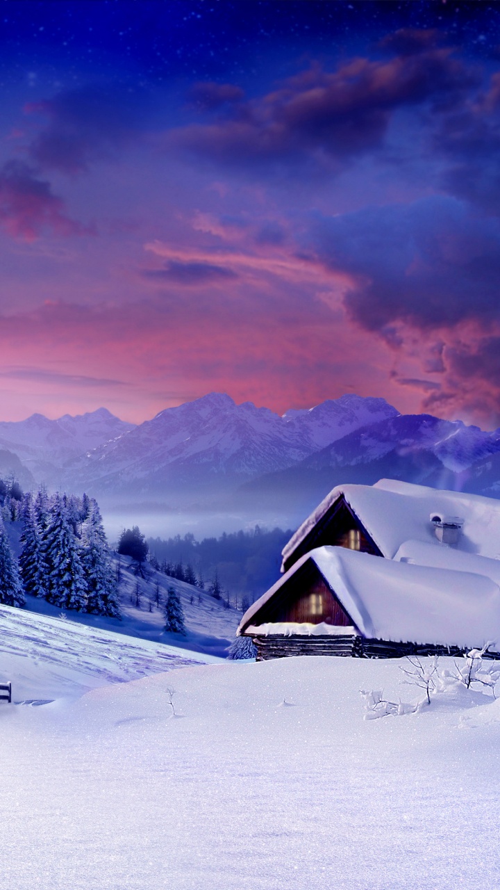 Braunes Holzhaus Auf Schneebedecktem Boden in Der Nähe Von Bäumen Und Bergen Tagsüber. Wallpaper in 720x1280 Resolution