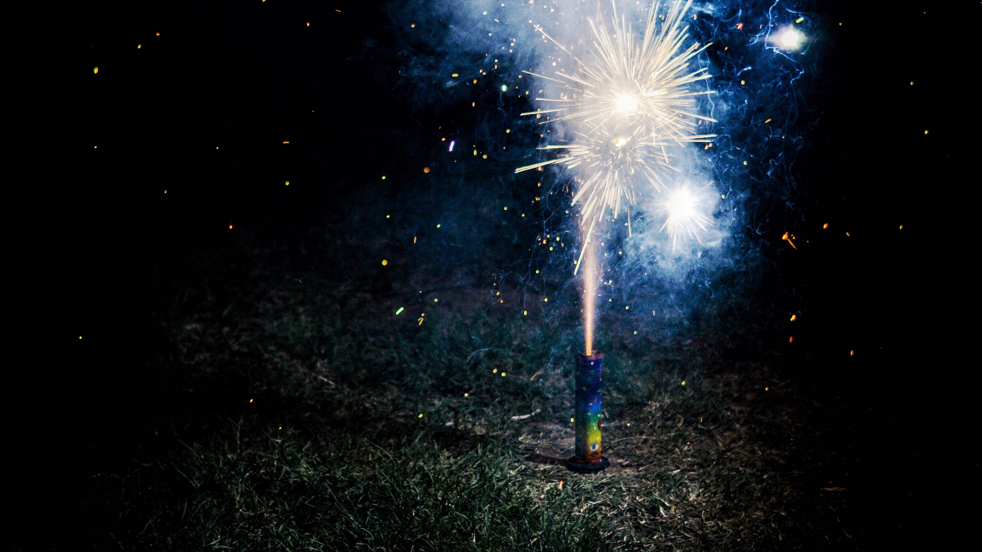 Fireworks, Darkness, Water, Night, Midnight. Wallpaper in 1920x1080 Resolution