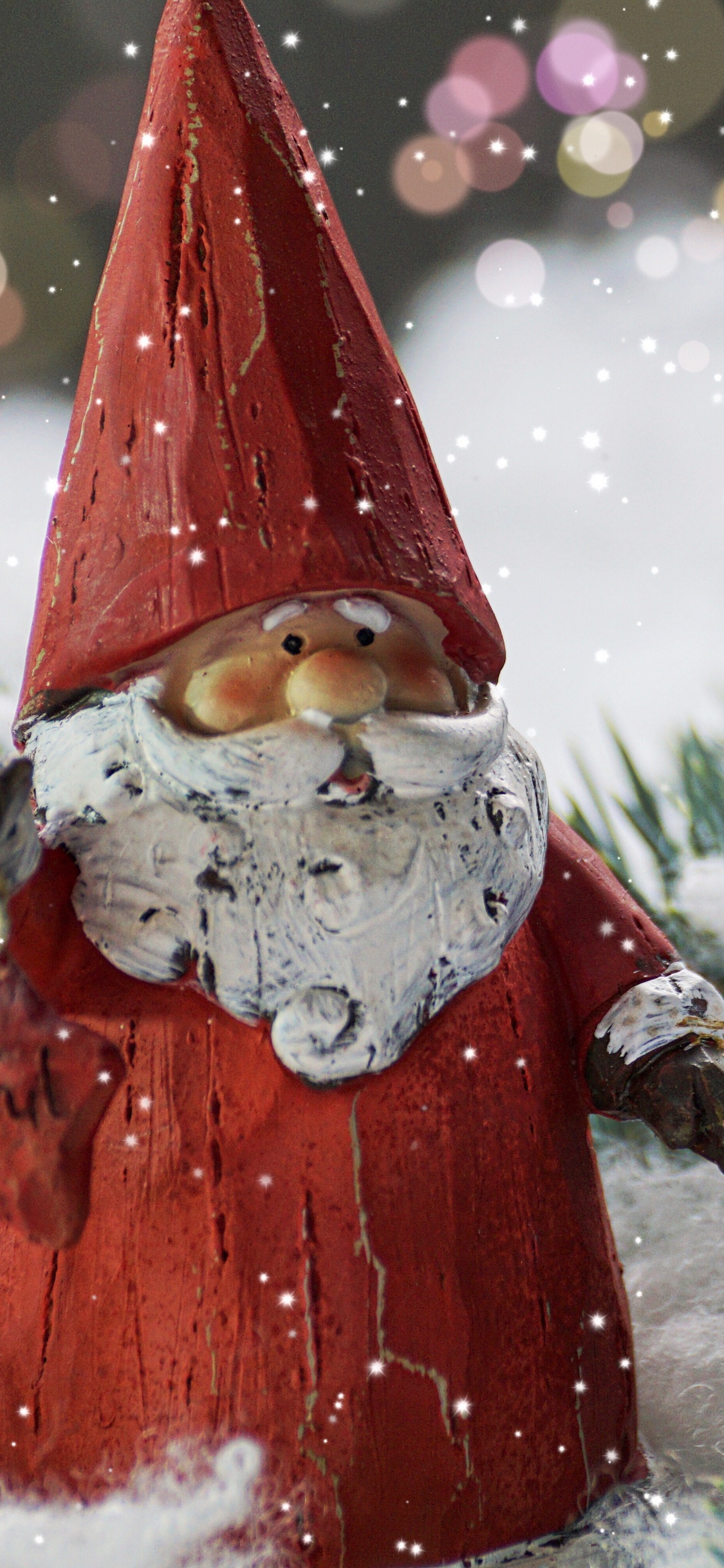 El Día De Navidad, Santa Claus, Ornamento de Césped, Adorno de Navidad, Navidad. Wallpaper in 1125x2436 Resolution