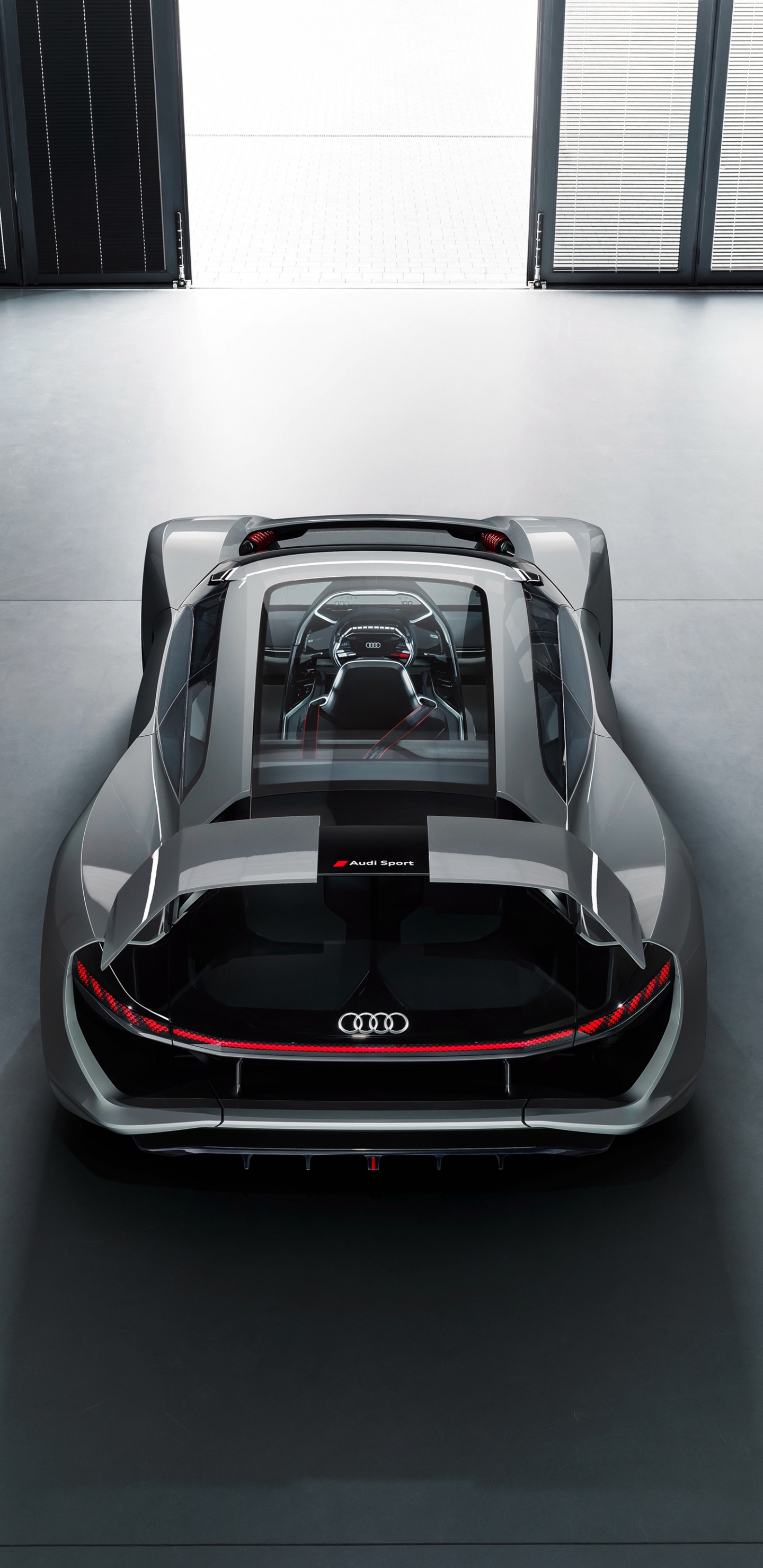 Weißer Und Roter Ferrari f 1. Wallpaper in 1440x2960 Resolution