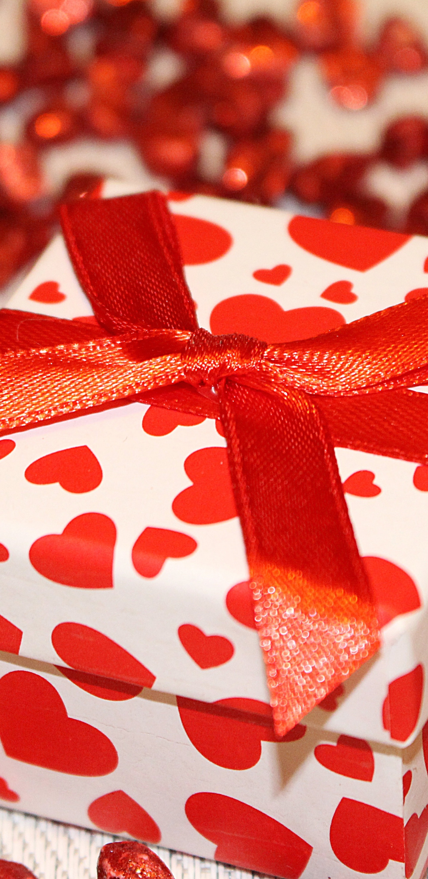 Gift, Valentines Day, Gift Wrapping, Red, Food. Wallpaper in 1440x2960 Resolution