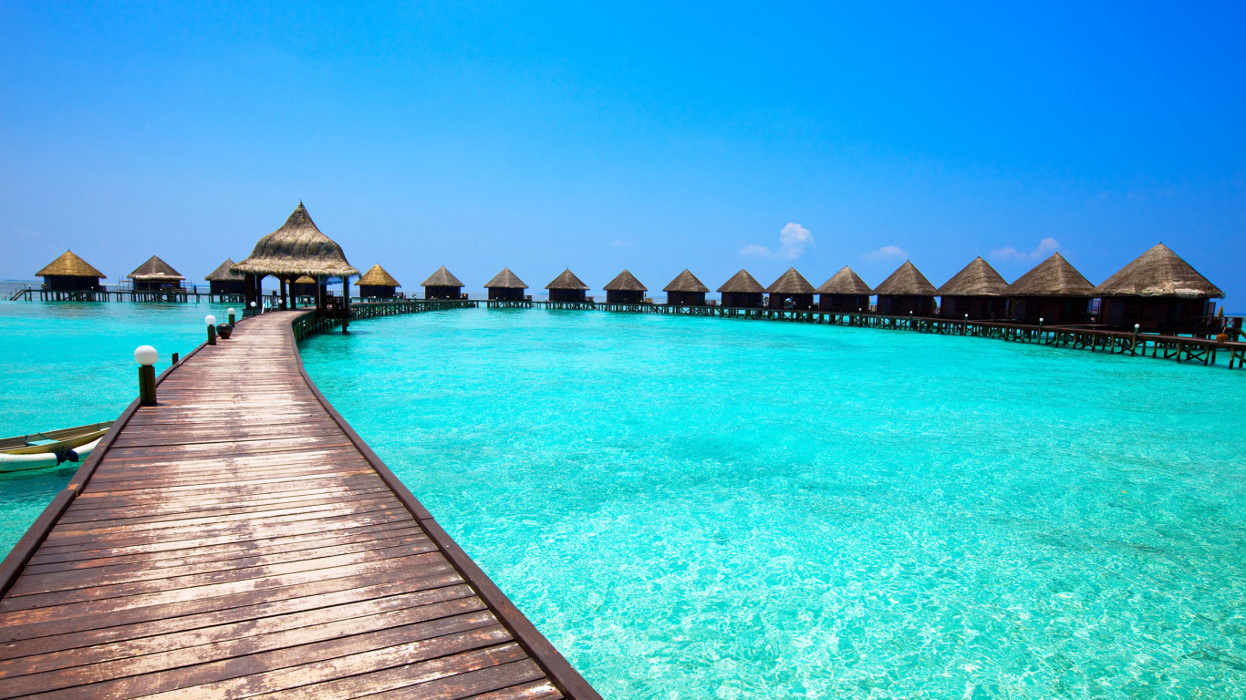 Brown Wooden Dock on Blue Water. Wallpaper in 1366x768 Resolution