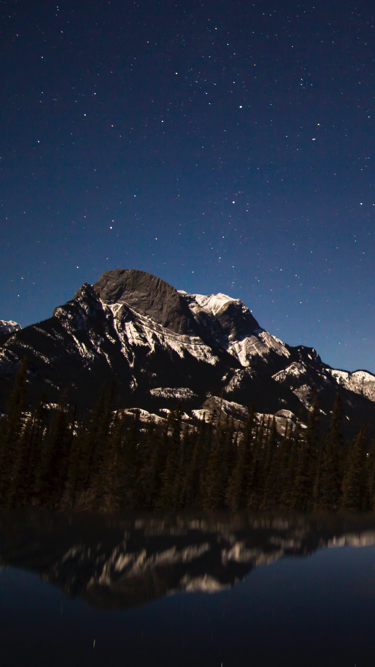 Nacht, Bergkette, Nachthimmel, Aurora, Natur. Wallpaper in 1440x2560 Resolution