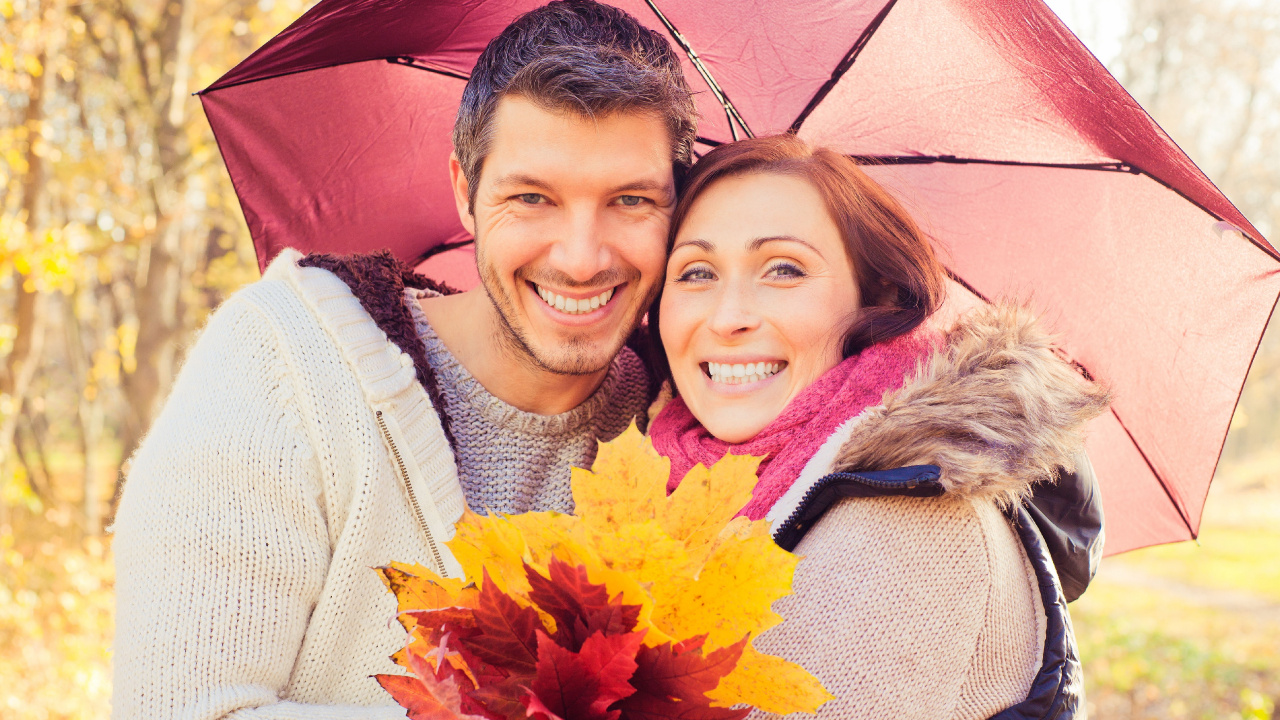 Romance, Love, Fun, Yellow, Pink. Wallpaper in 1280x720 Resolution