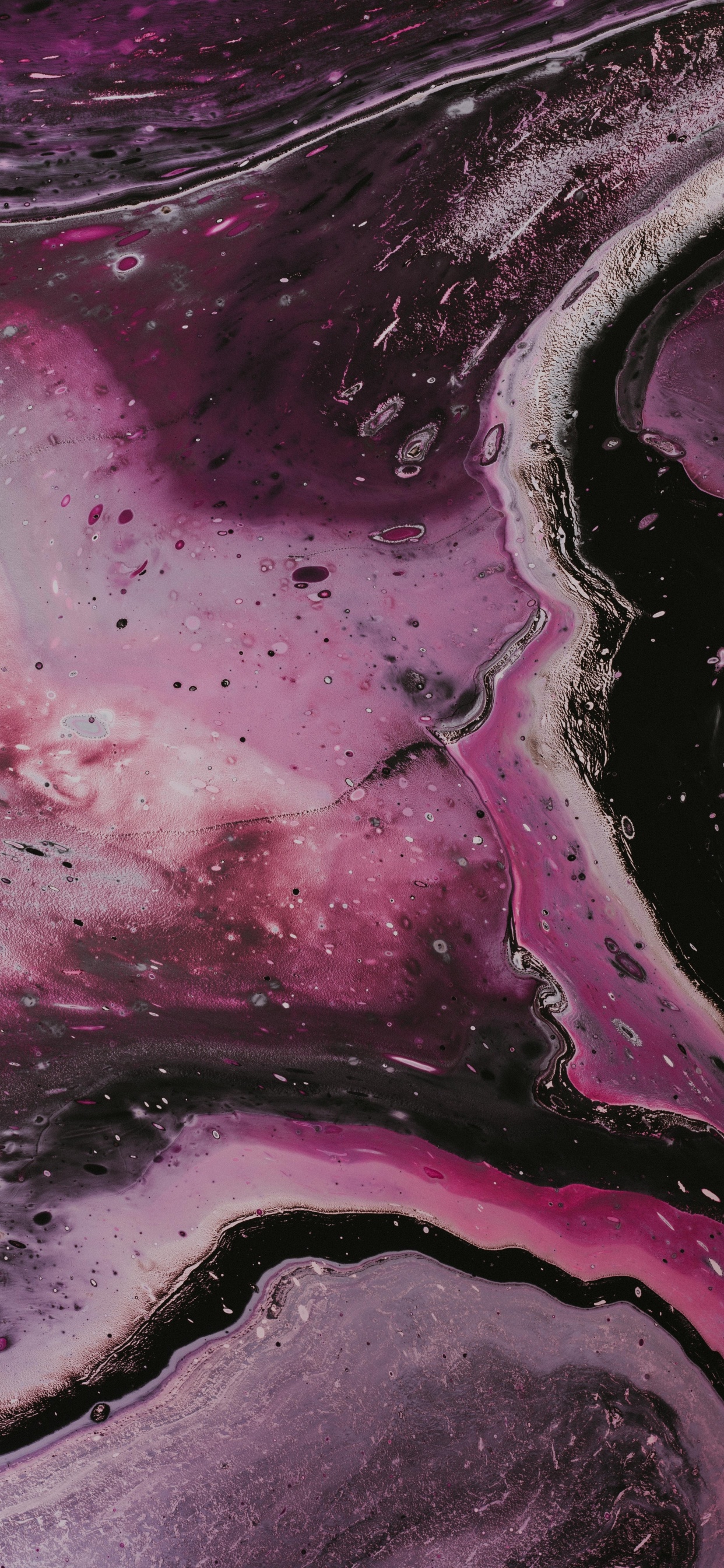 Peinture Abstraite Violette et Noire. Wallpaper in 1242x2688 Resolution