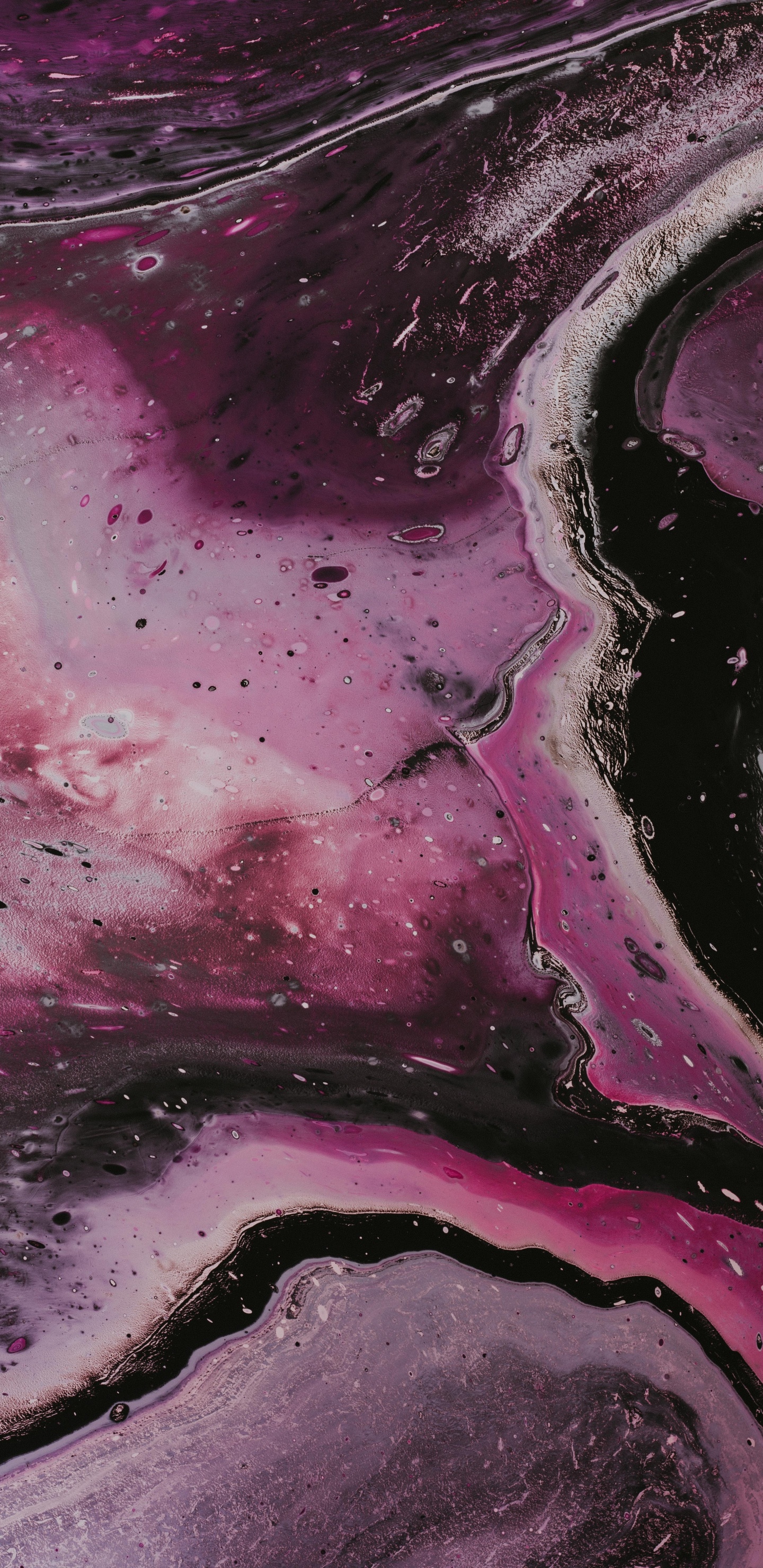 Lila Und Schwarze Abstrakte Malerei. Wallpaper in 1440x2960 Resolution