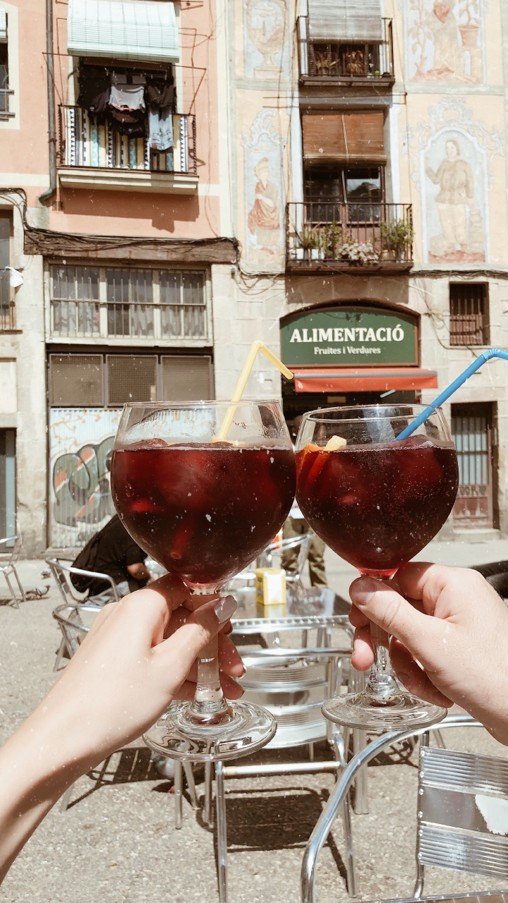 Vin, Vin Rouge, Verres à Pied, Verre, Fenêtre. Wallpaper in 720x1280 Resolution
