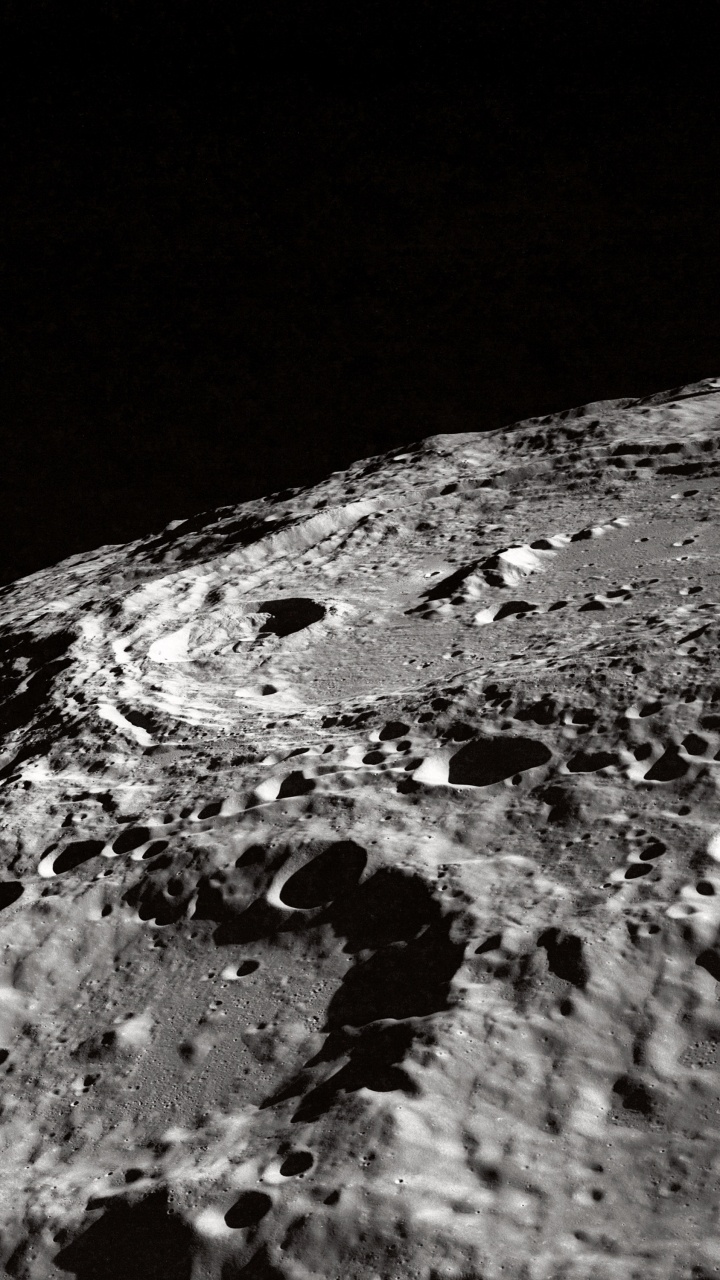 Weiße Und Schwarze Abstrakte Malerei. Wallpaper in 720x1280 Resolution