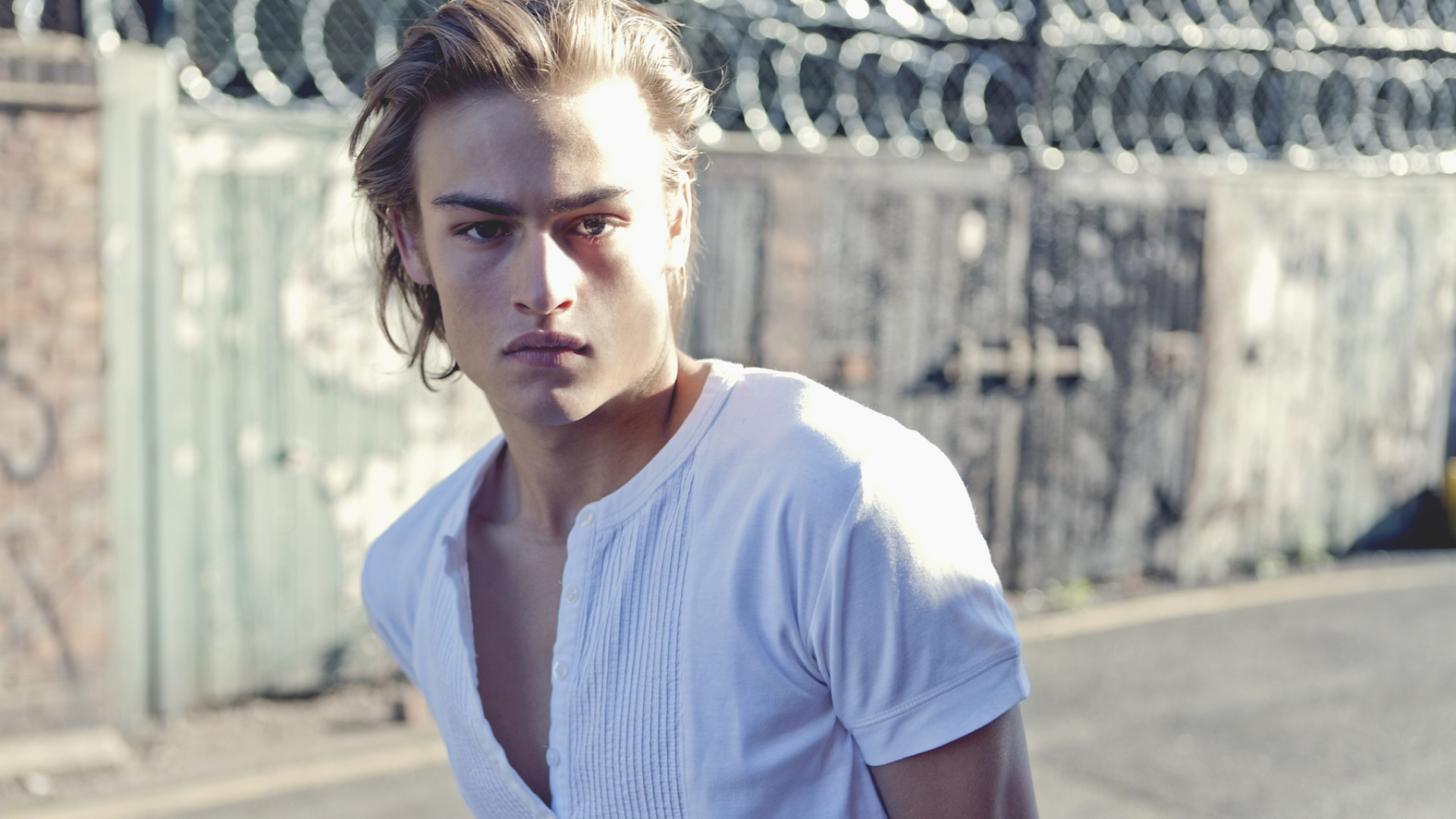 Douglas Booth, Actor, Hairstyle, Cool, Neck. Wallpaper in 1920x1080 Resolution