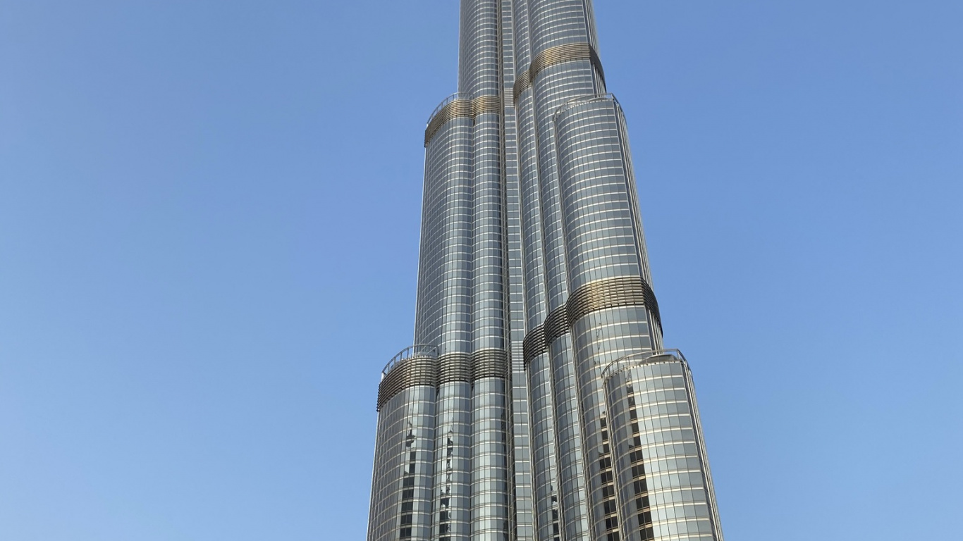 Dubai, Burj Khalifa, Monumento Histórico Nacional, Arquitectura, Torre. Wallpaper in 1366x768 Resolution