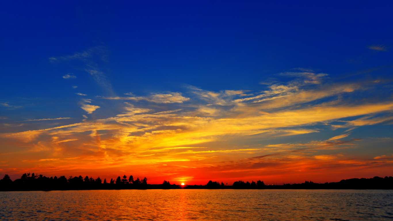 Sunset, Afterglow, Horizon, Dusk, Daytime. Wallpaper in 1366x768 Resolution