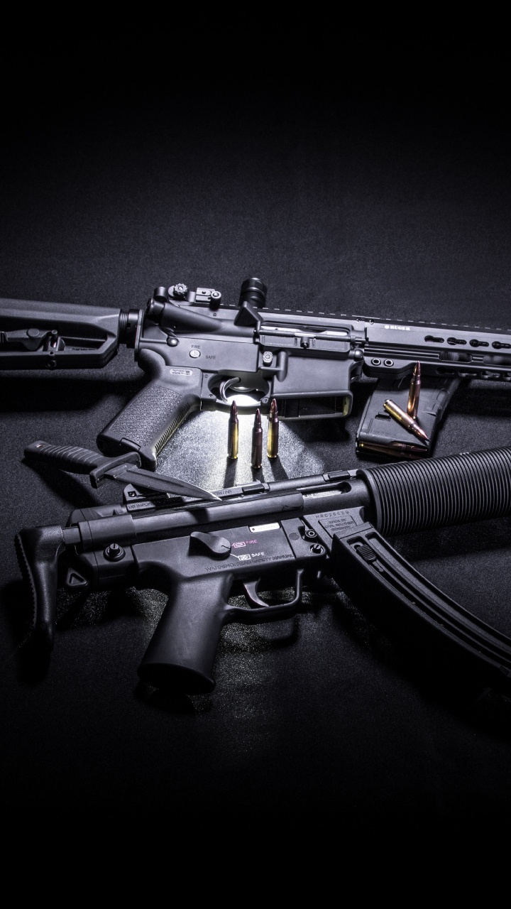 Gun, Firearm, Assault Rifle, Trigger, Gun Barrel. Wallpaper in 720x1280 Resolution