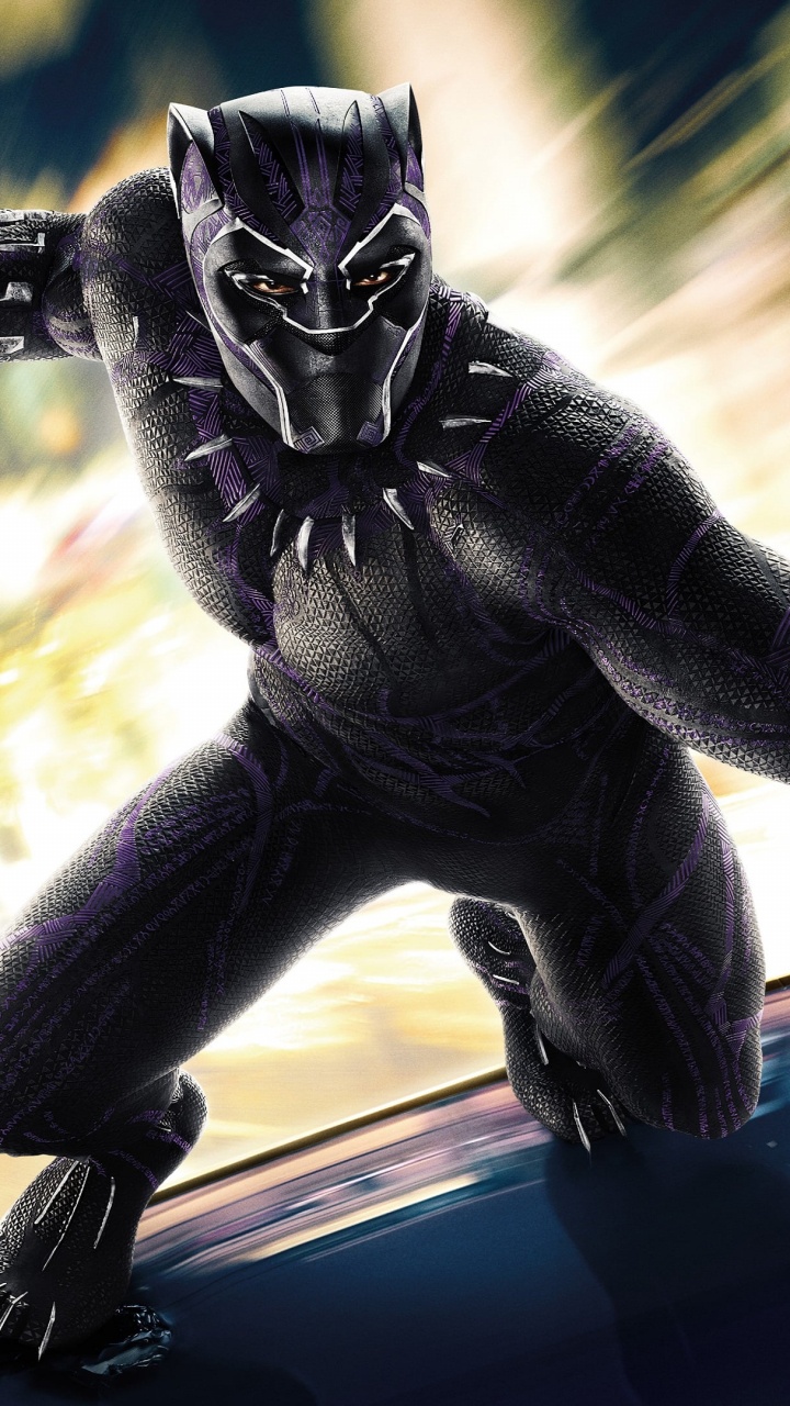 Black and Gray Robot Action Figure. Wallpaper in 720x1280 Resolution