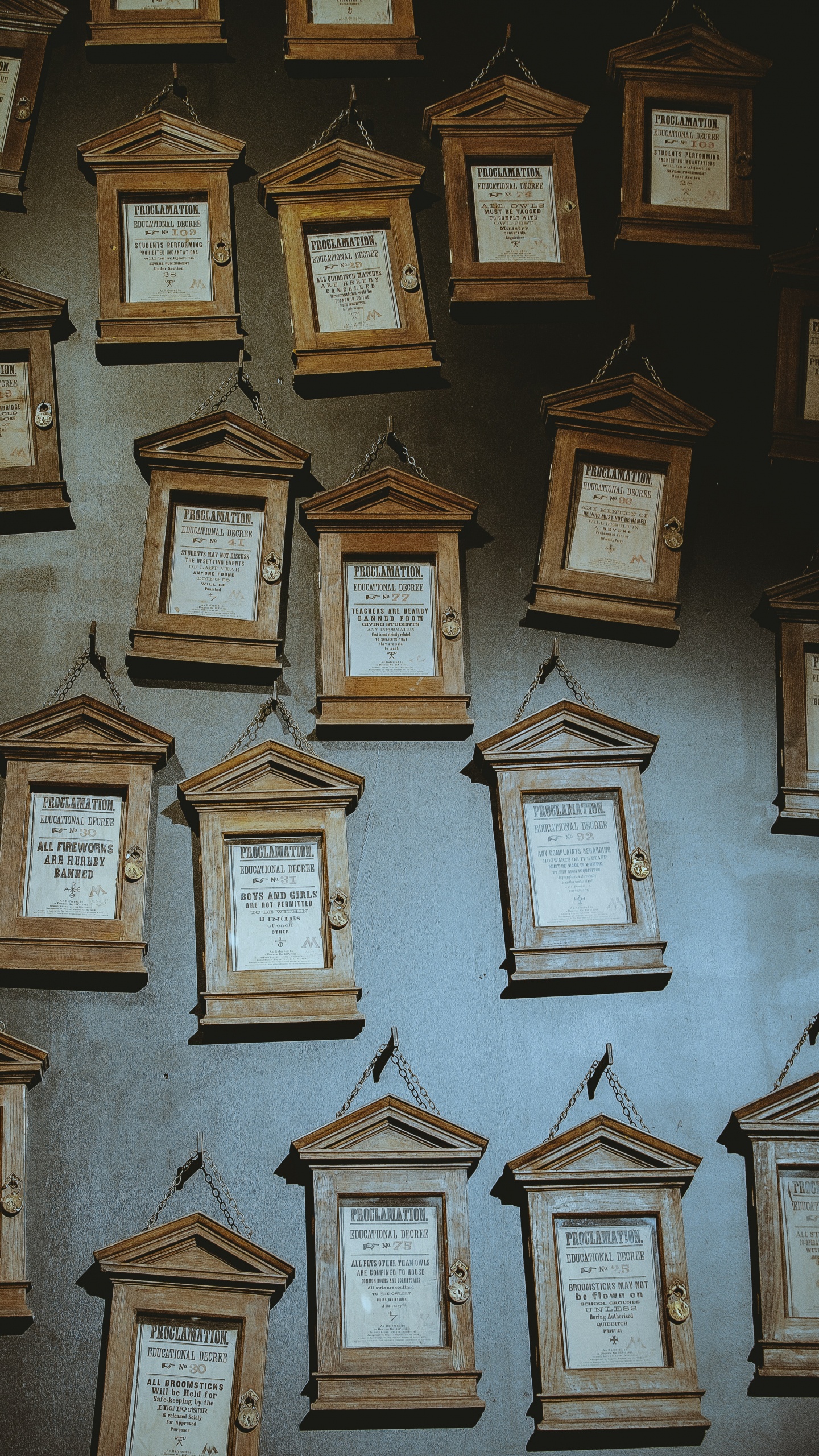 Harry Potter, Hogwarts, Mur, Warner Bros Studio Tour Londres, Le Professeur Albus Dumbledore. Wallpaper in 1440x2560 Resolution