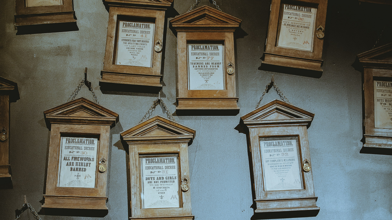 Harry Potter, Hogwarts, Wall, Warner Bros Studio Tour London, Professor Albus Dumbledore. Wallpaper in 1366x768 Resolution