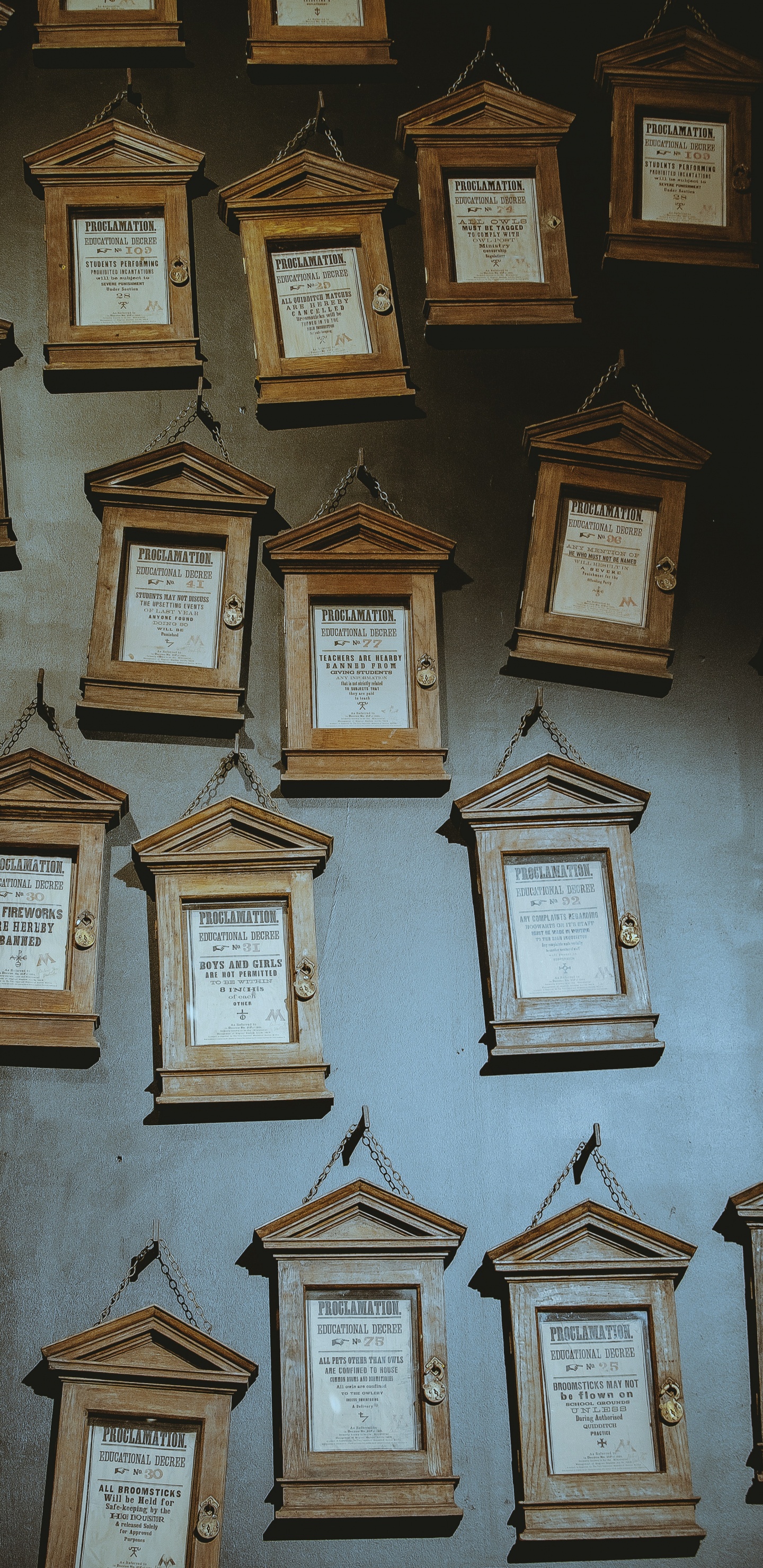 Harry Potter, Hogwarts, Wand, Warner Bros Studio Tour London, Professor Albus Dumbledore. Wallpaper in 1440x2960 Resolution